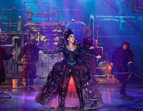 Mary J. Blige in The Wiz Live .