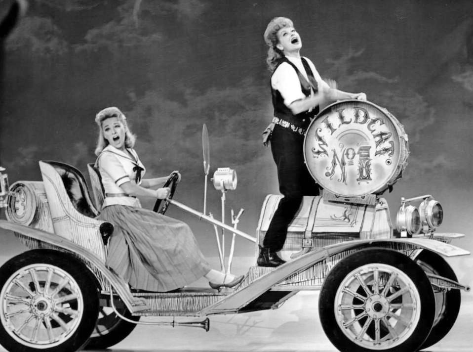 Paula Stewart and Lucille Ball in Wildcat .