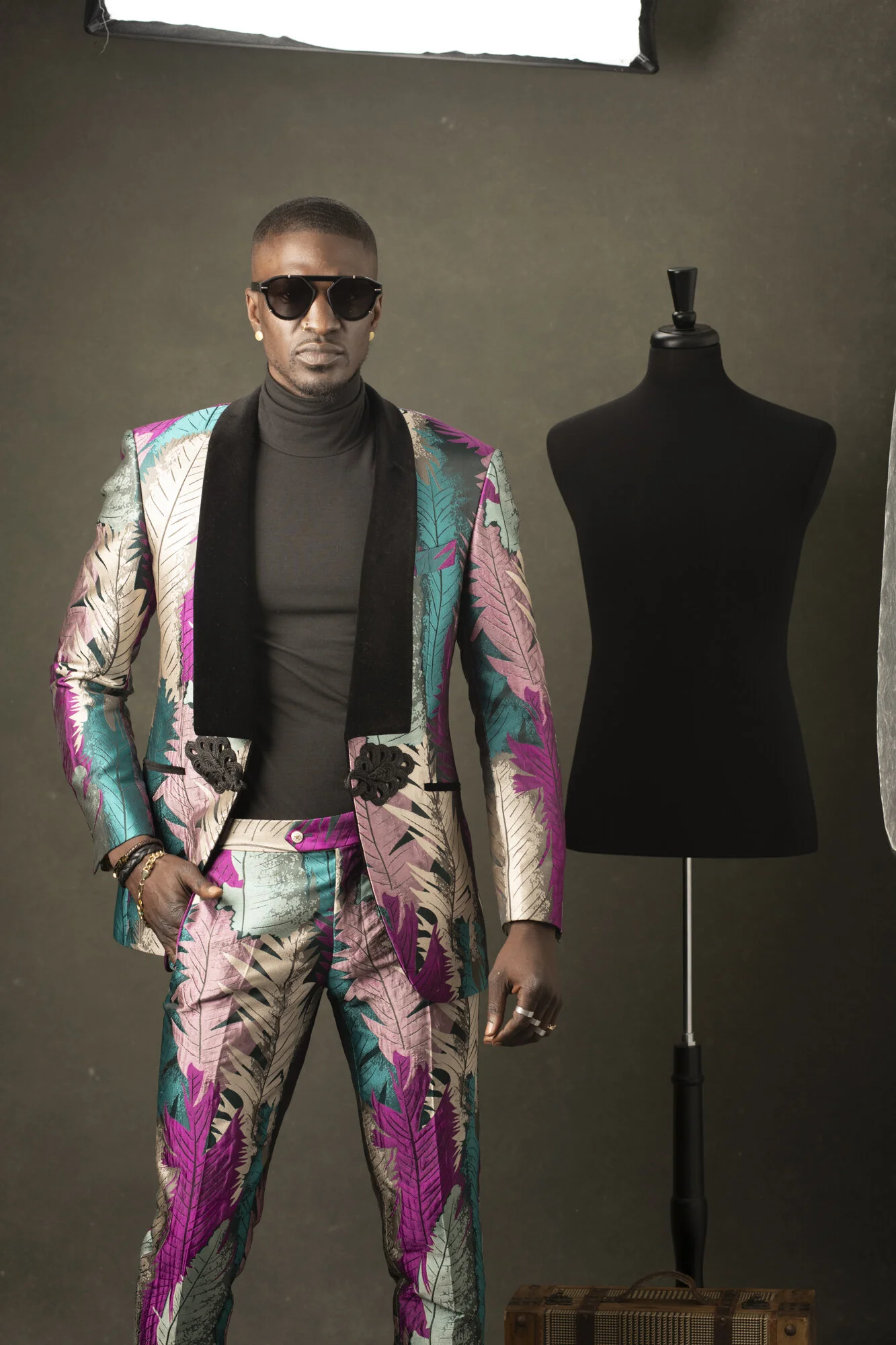 FORBIDDEN GARDEN// Cyan & purple