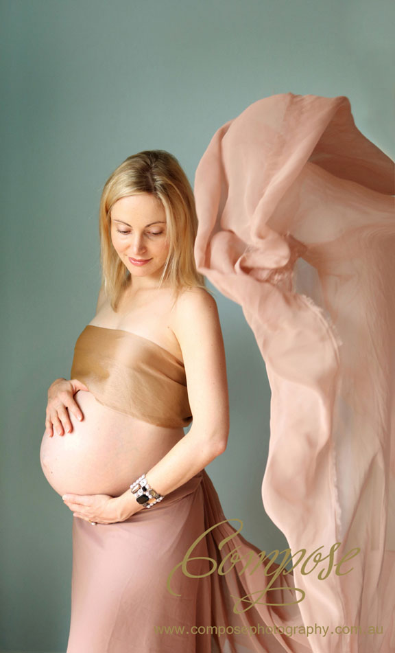 pregnancy Photographer Perth