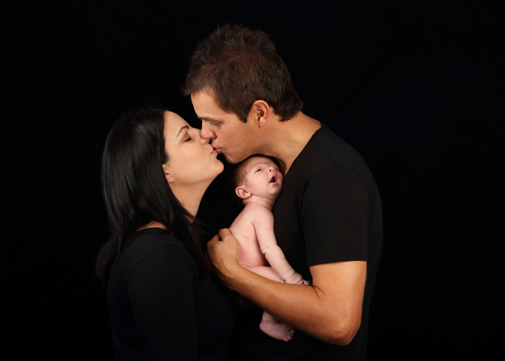 newborn photographer perth