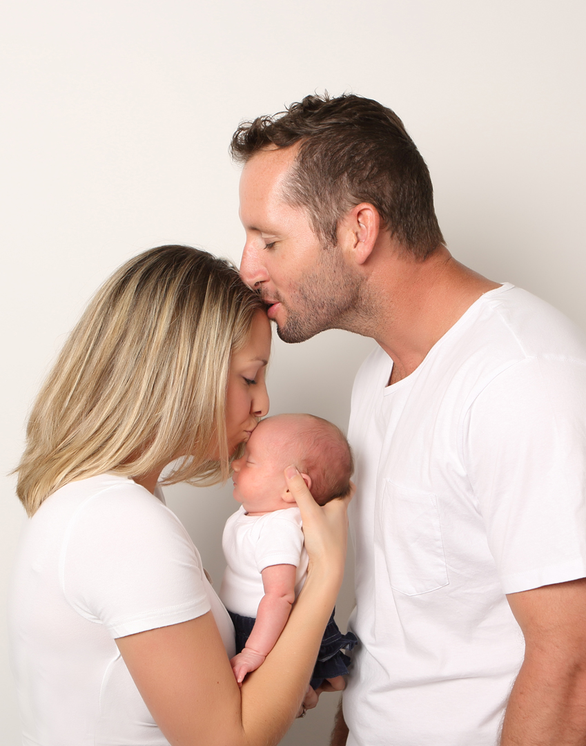 newborn photographer perth