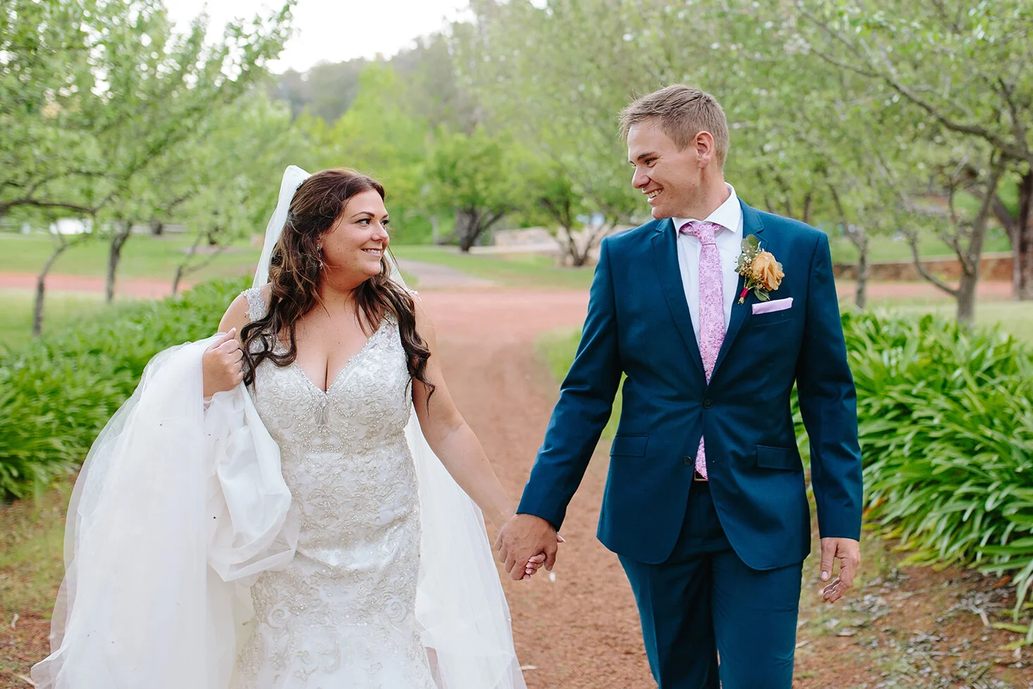 Tanya + Rob ~ Millbrook Winery