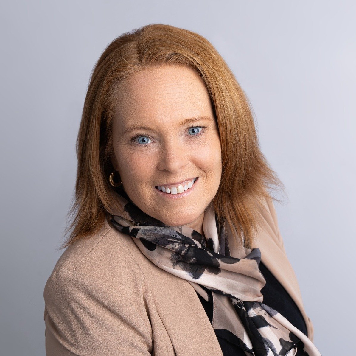 Checkout this express headshot we shot for Deb!

#corporateheadshots #corporateportraits #linkedinprofile #brandmarketing #photographystudio #studioportraits