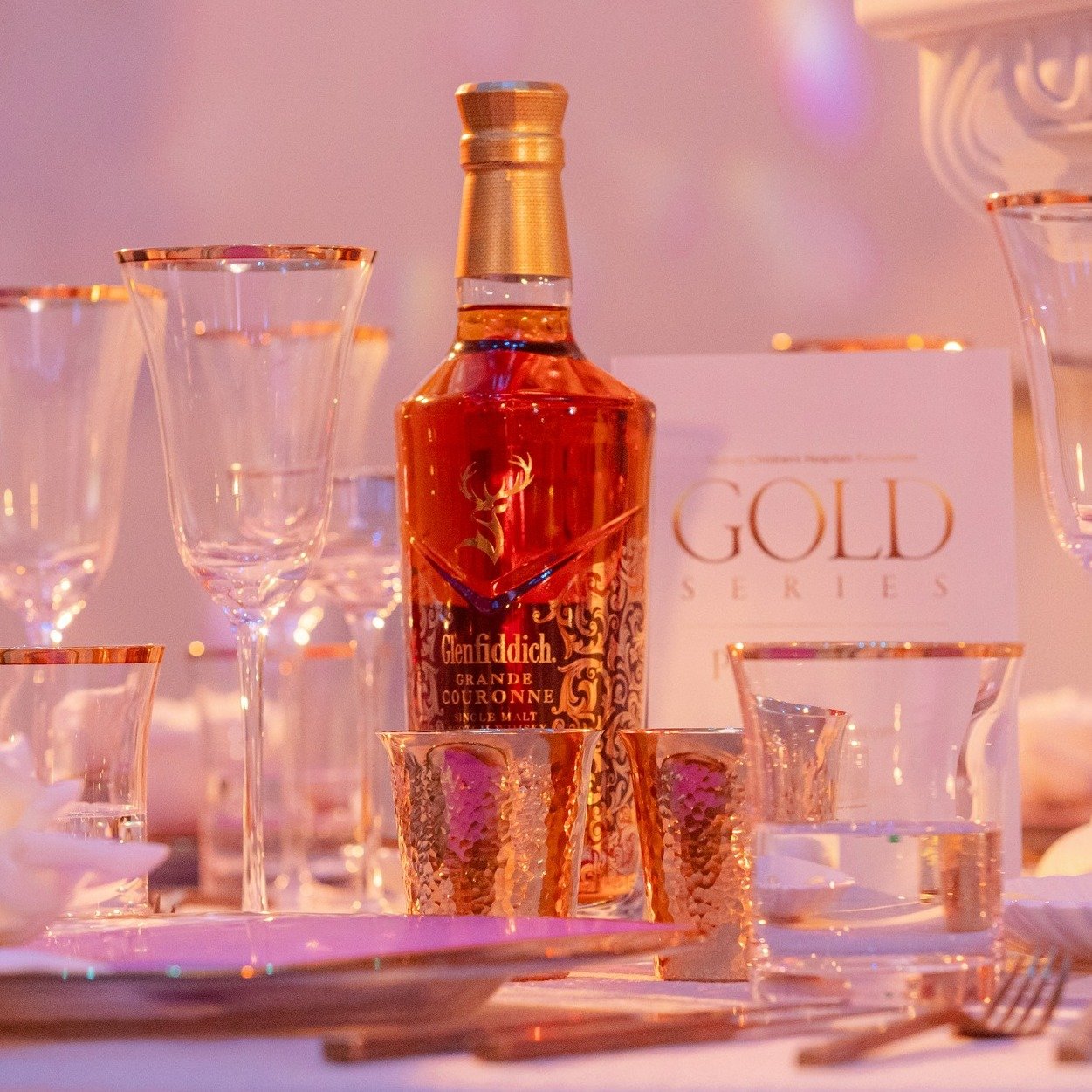 We photographed ABC Bullion at the highly anticipated 2024 Gold Dinner, where guests could could drink Glenfiddich whisky out of pure gold! 

@pchfwa  @perthchildrenshospital  @childrenscancerinstitute 
#charitydinner #abcbullion #glenfiddich #perth 