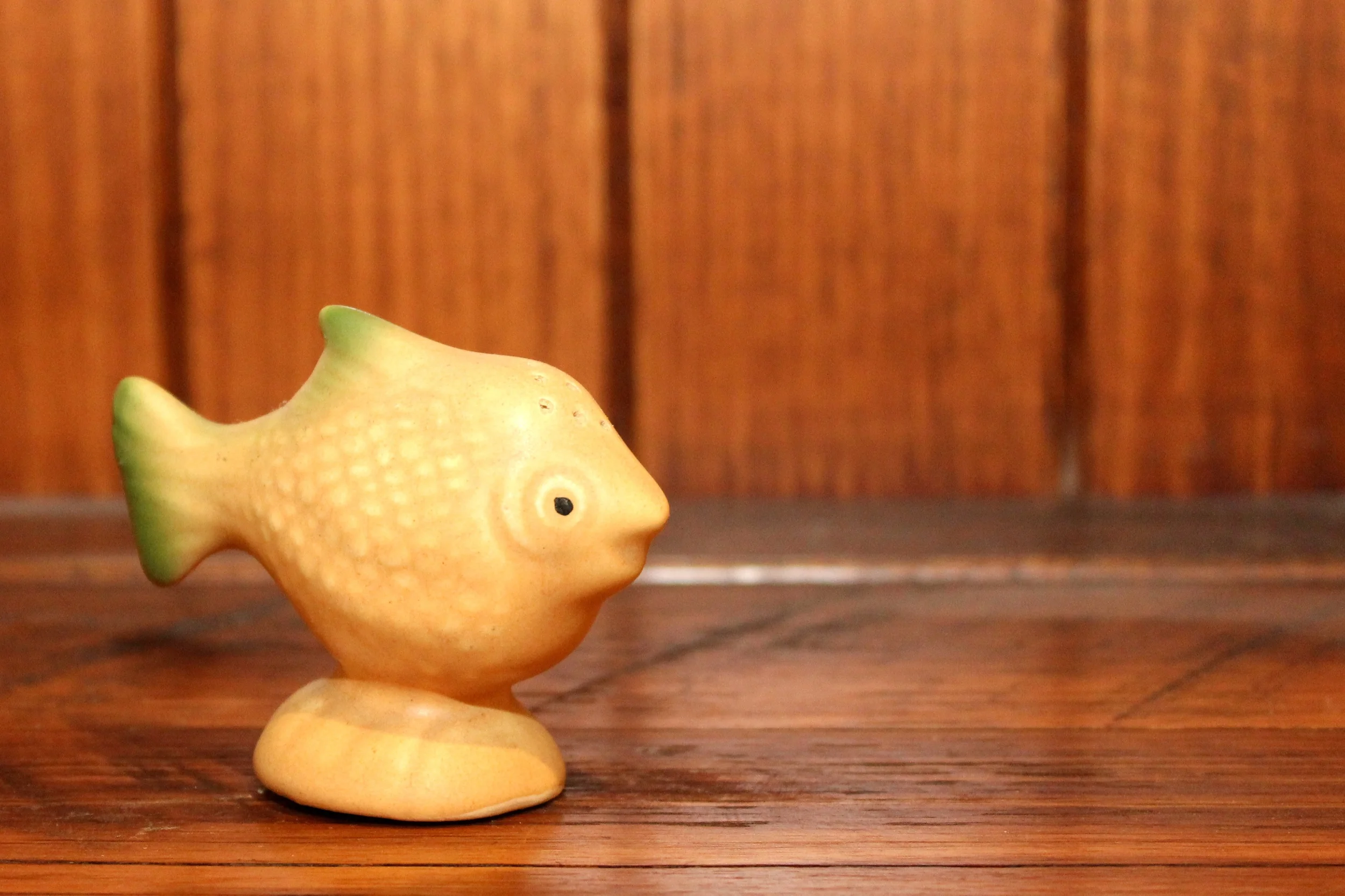 Vintage Shorter ans Son Salt Shaker