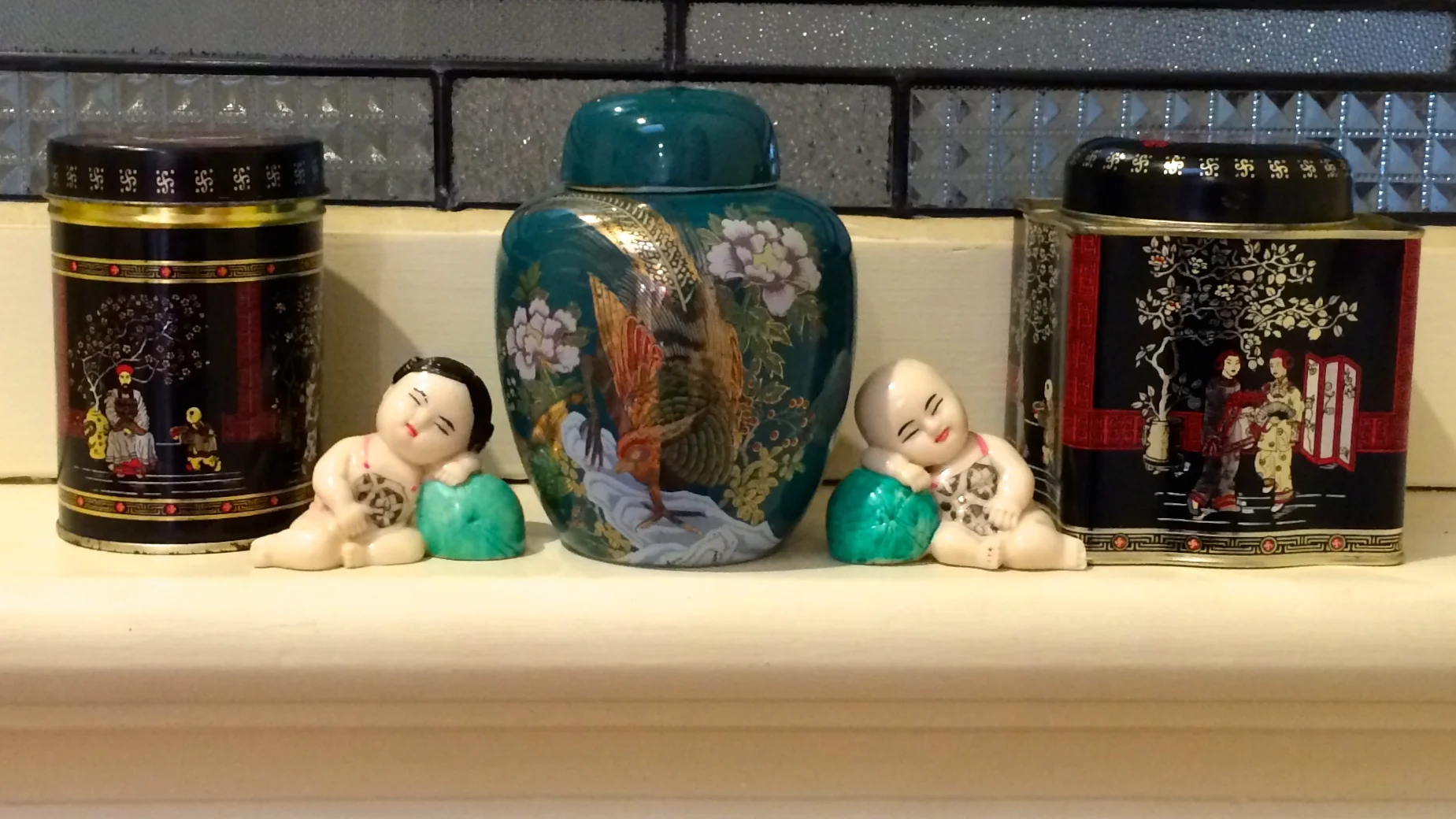 Vintage Chinese Display