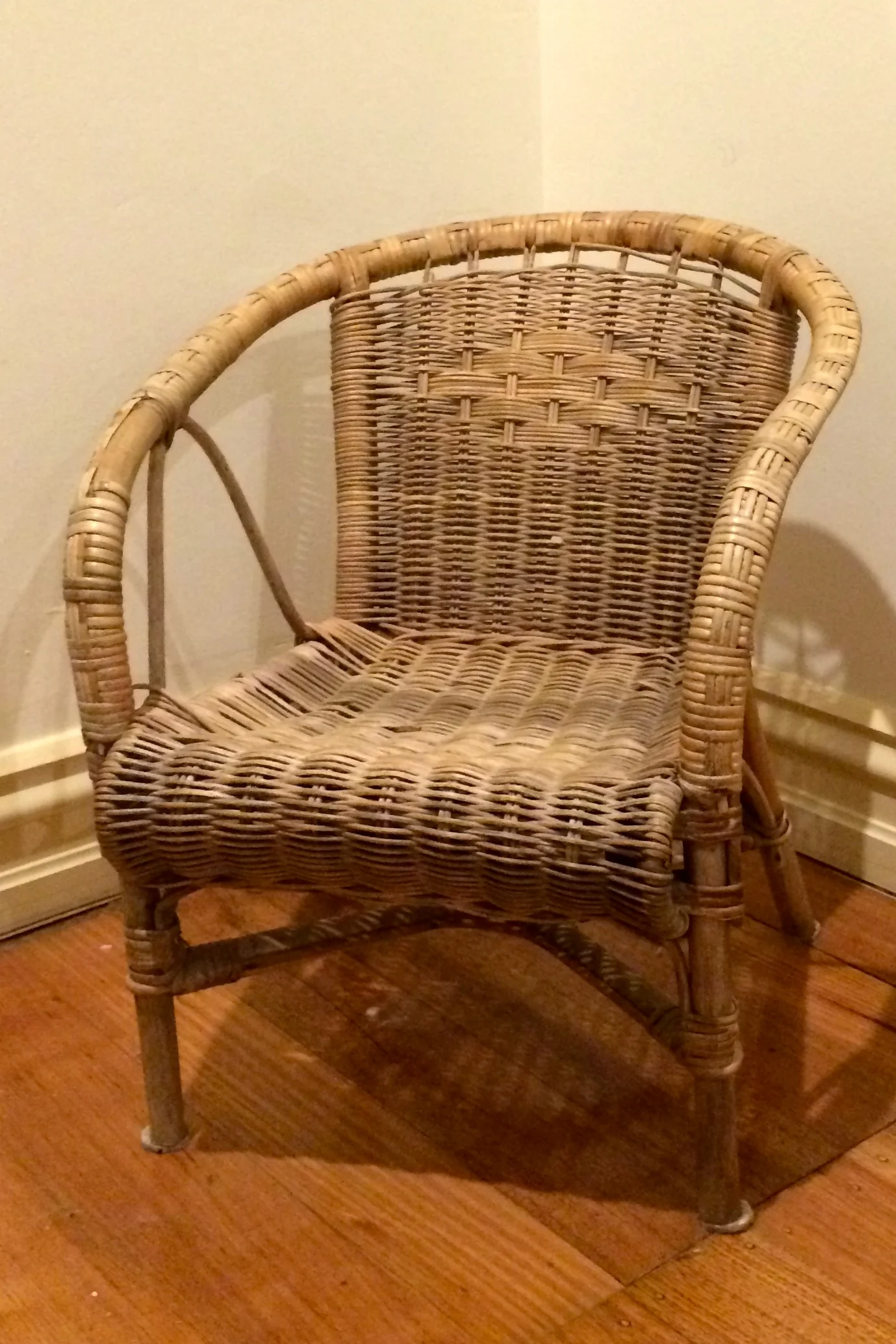 Edwardian Child's cane chair