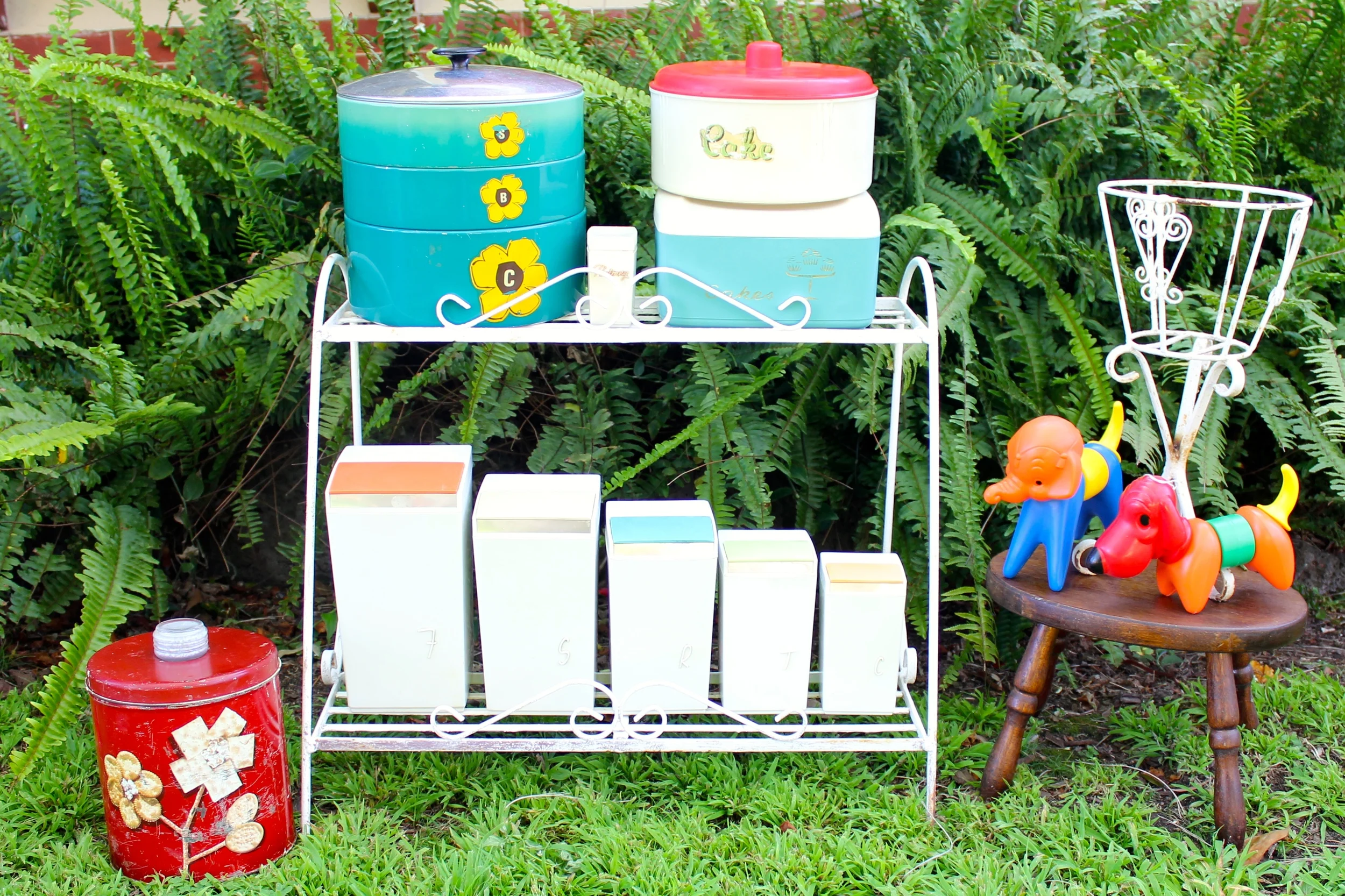 Vintage Nally Ware and White Metal Plant stands