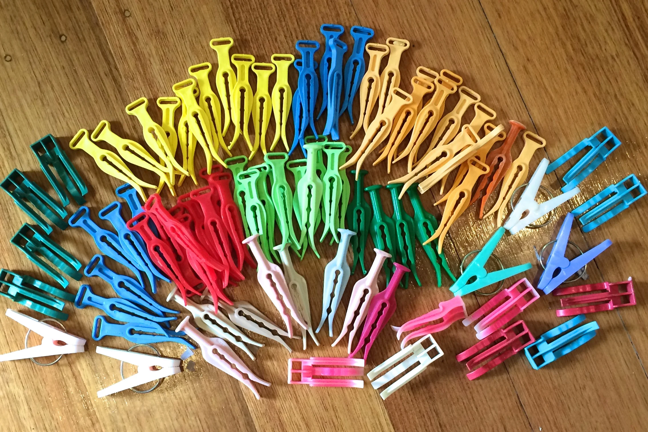 Vintage Pegs