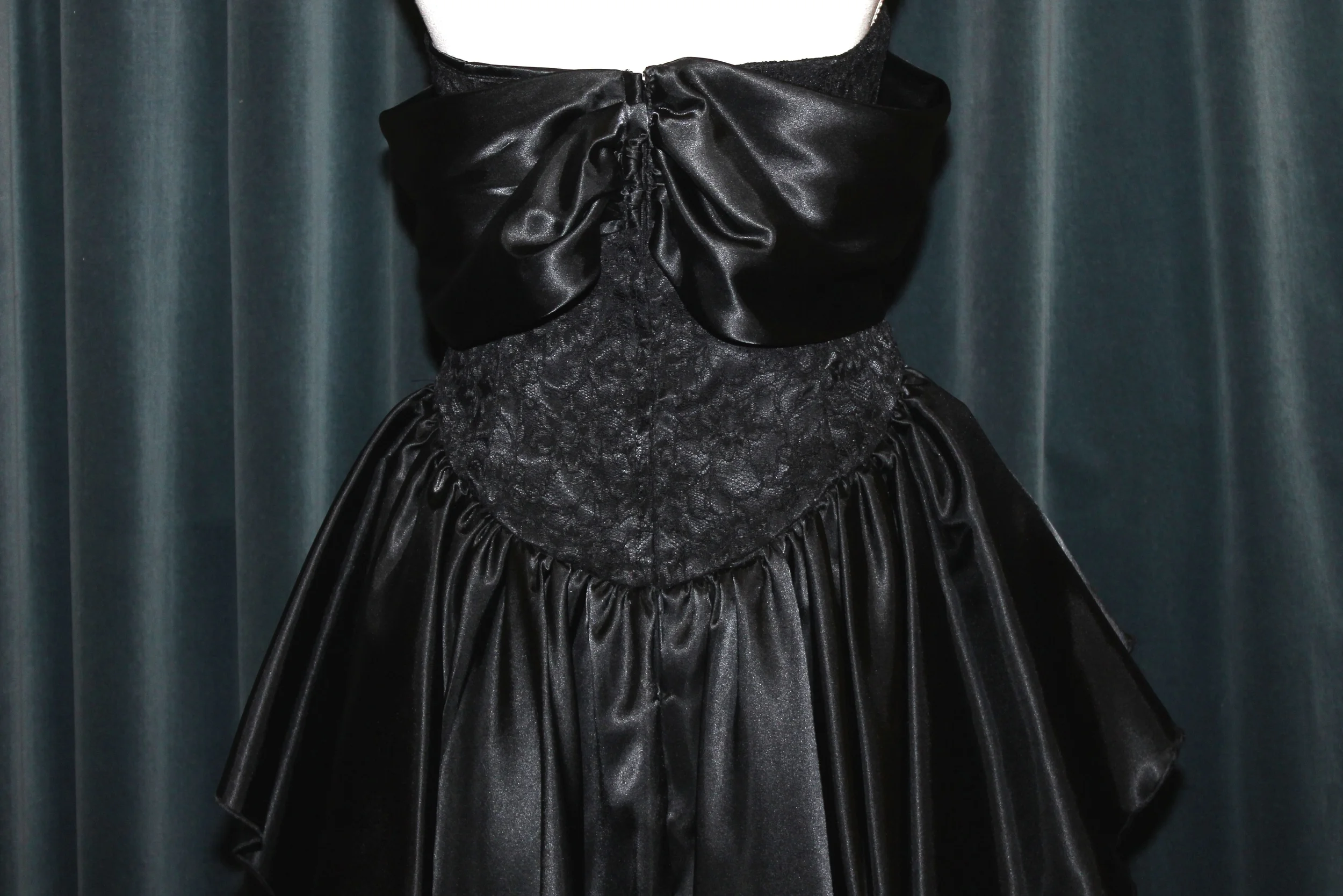 TUSSI Black 1980's dress