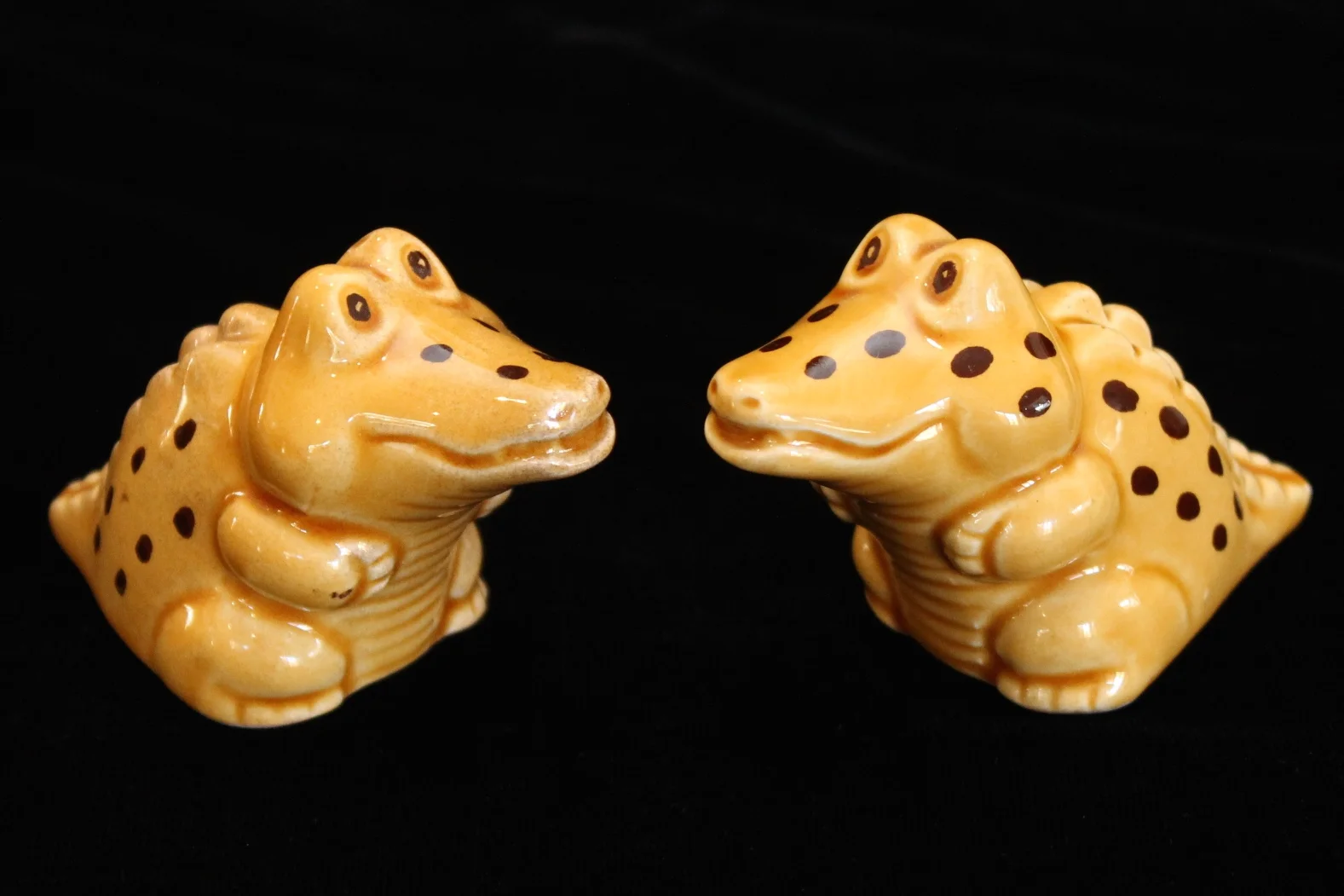 Retro Crocodile Salt and Pepper Shakers