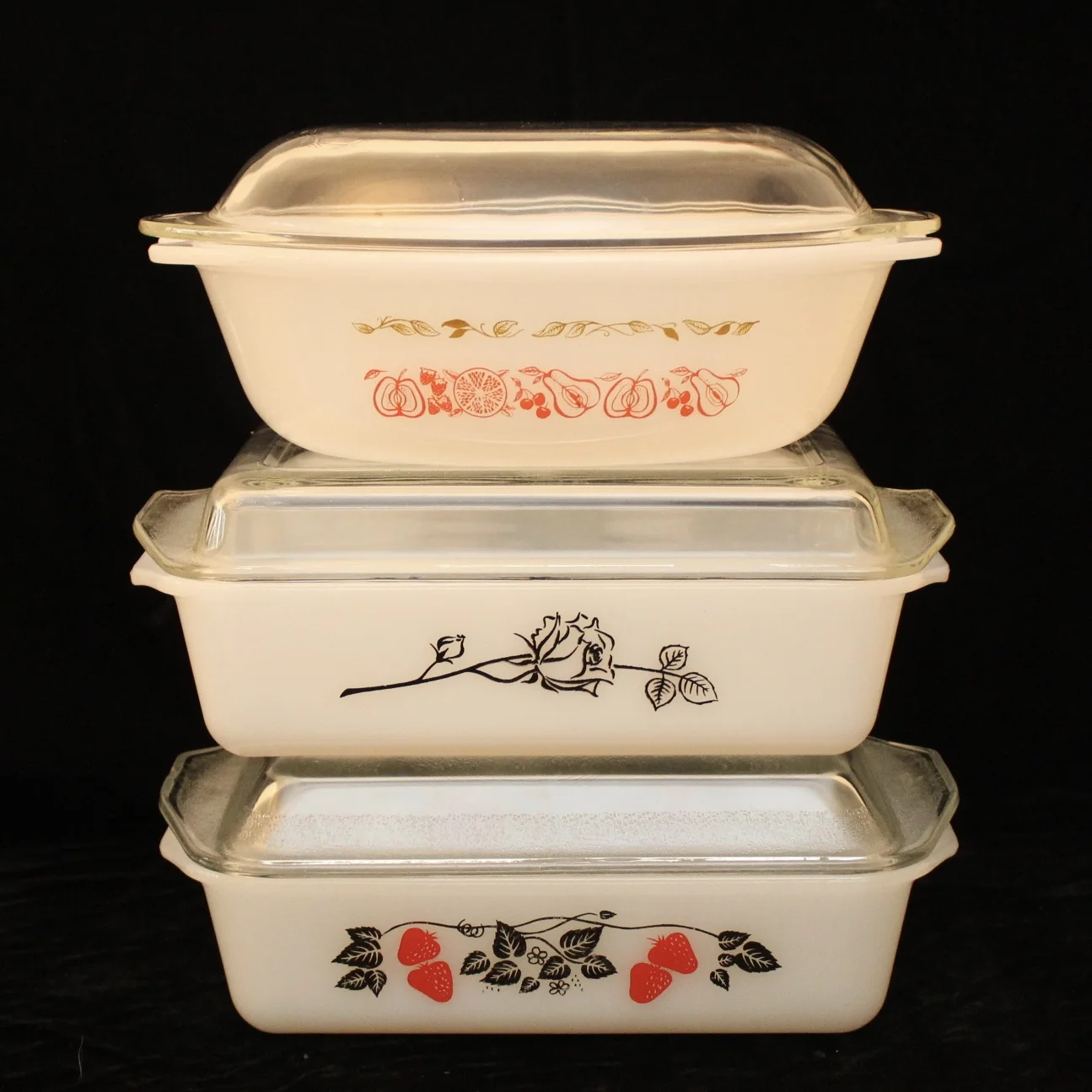 Vintage Pyrex Casserole