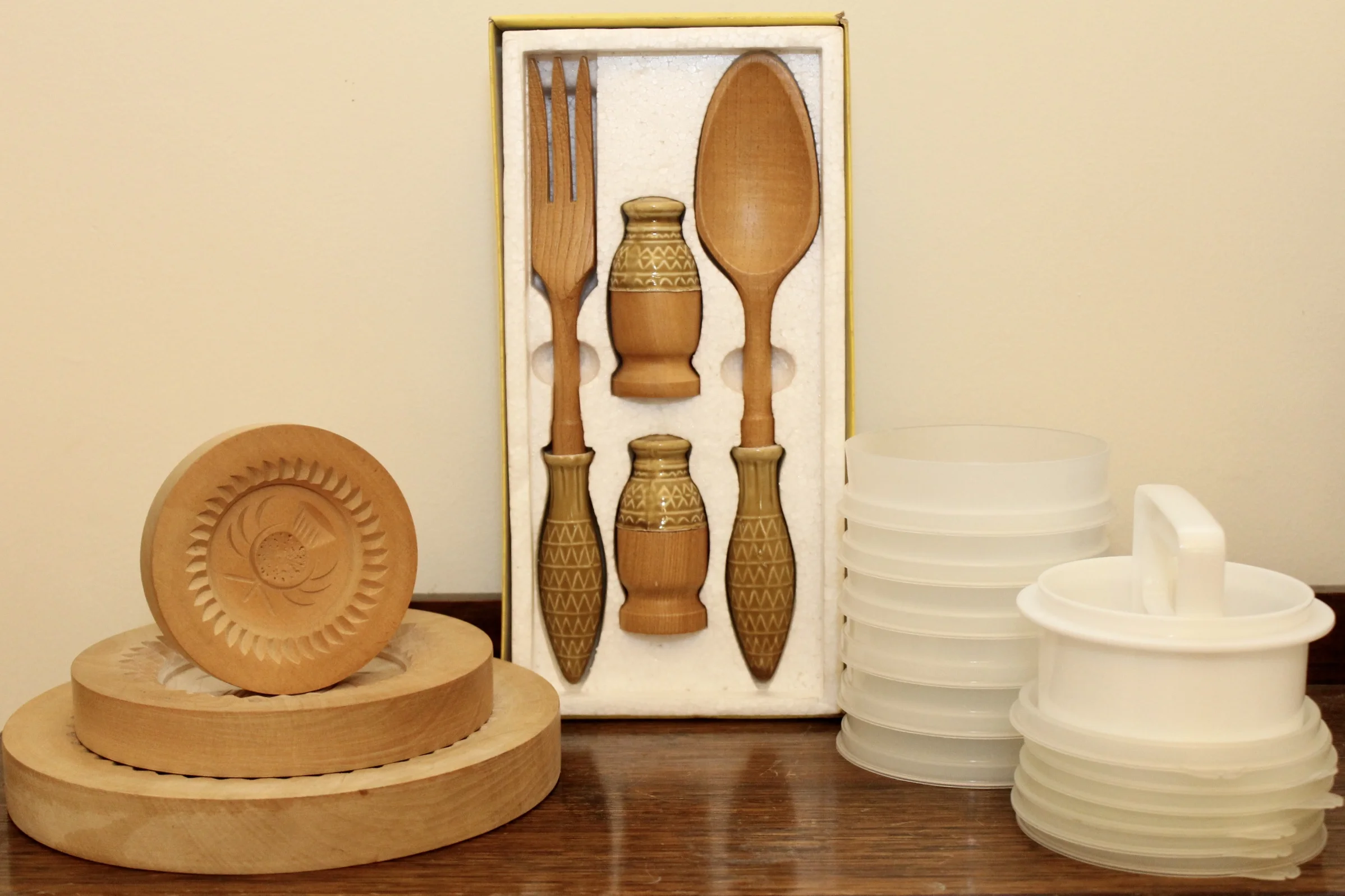Scottish Shortbread Molds, Retro Hostess Set and Tupperware hamburger set