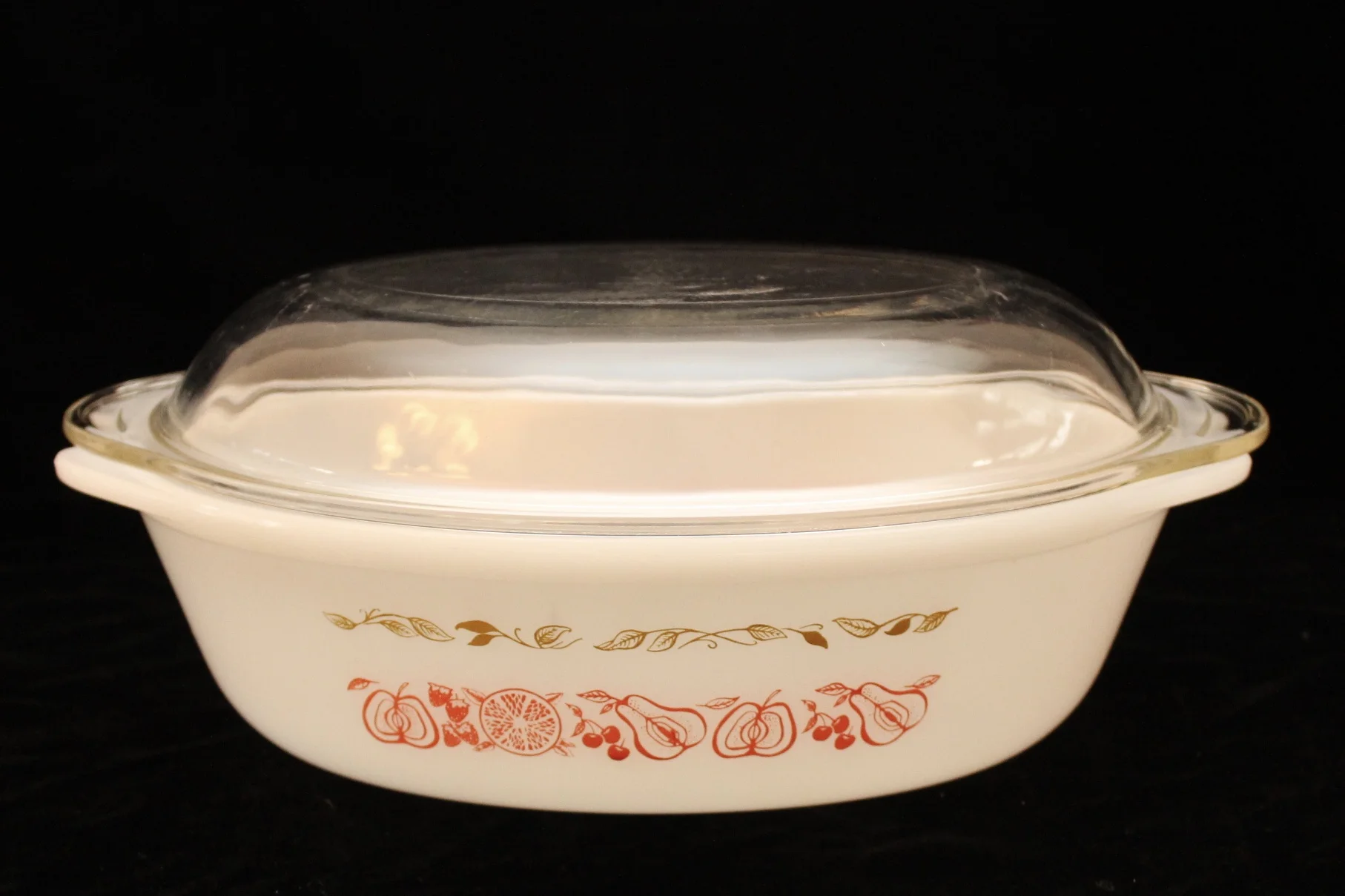 Pyrex Agee Fruit Salad C 1960