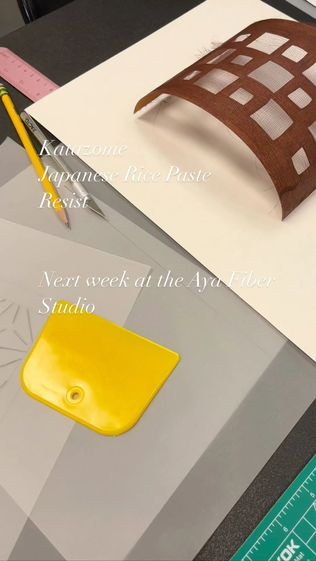 There are still a few spaces available for Katazome workshop at the Aya Fiber Studio in Stuart,Fl.  http://www.ayafiberstudio.com
#katazome  #katagami  #ricepasteresist  #stencil #ayafiberstudioworkshops  #stuartfl