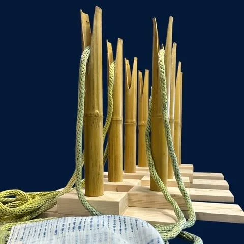 NOW AVAILABLE FOR ORDER- SHIBORI STAND

This bamboo shibori stand is a carefully made replica of the traditional bamboo poles used in Japan for tsūji shibori and related pole-wrapping techniques. Unlike metal or modern stands, this version stays true