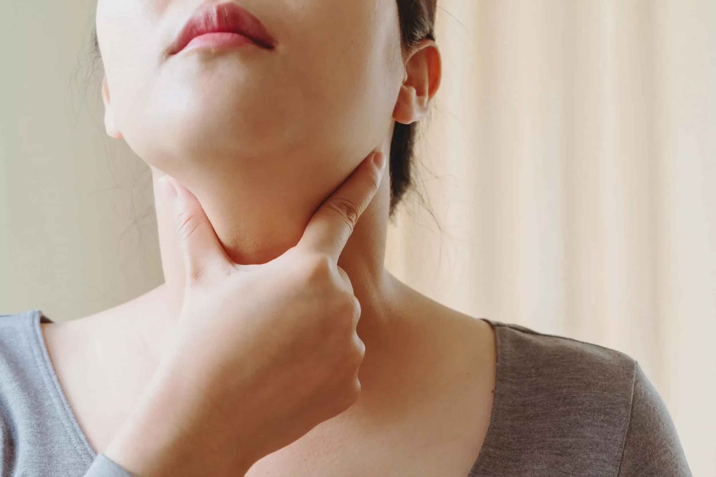 DrTan-blog-thyroid-scaled.webp
