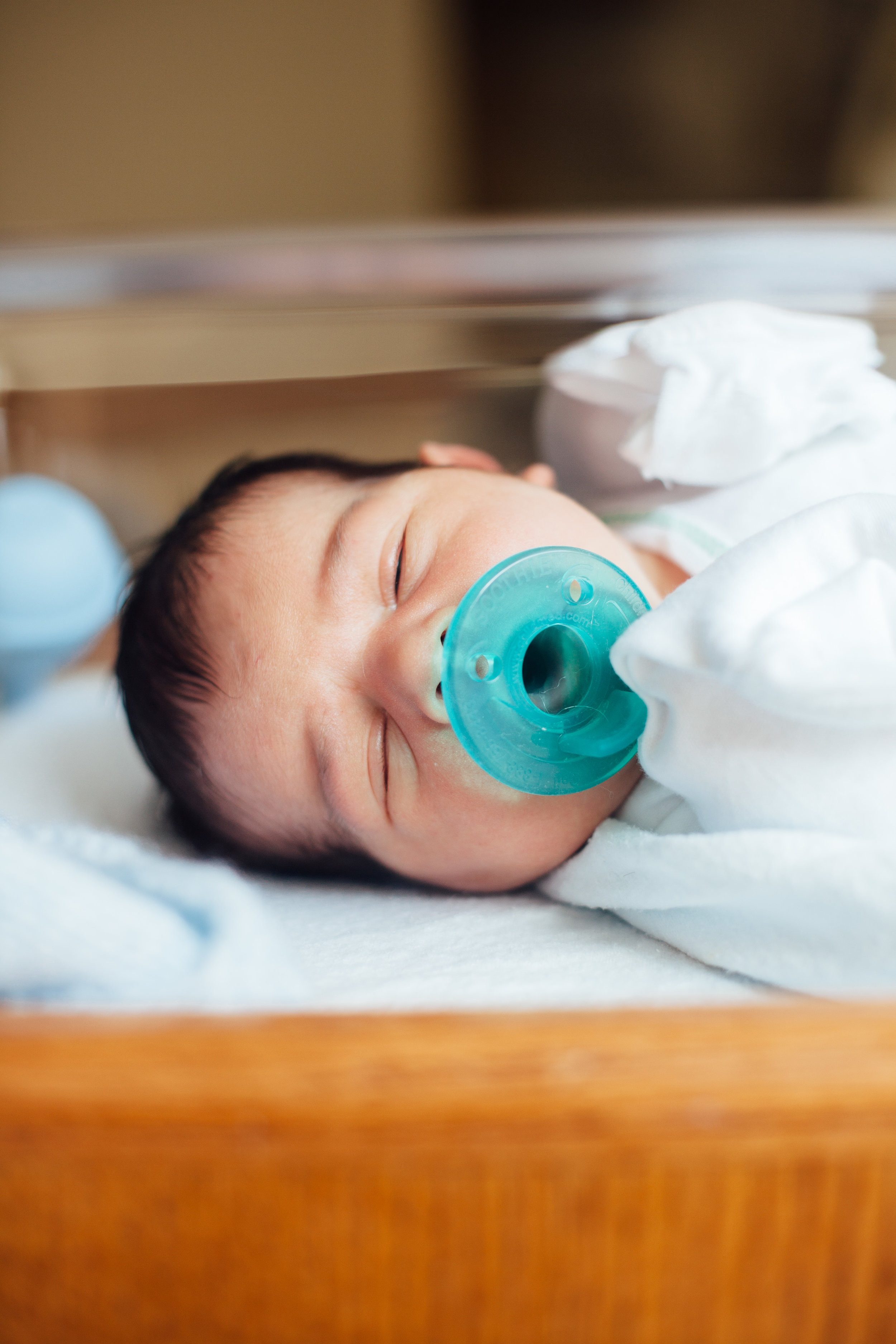 Andrew newborn hospital-4694.jpg