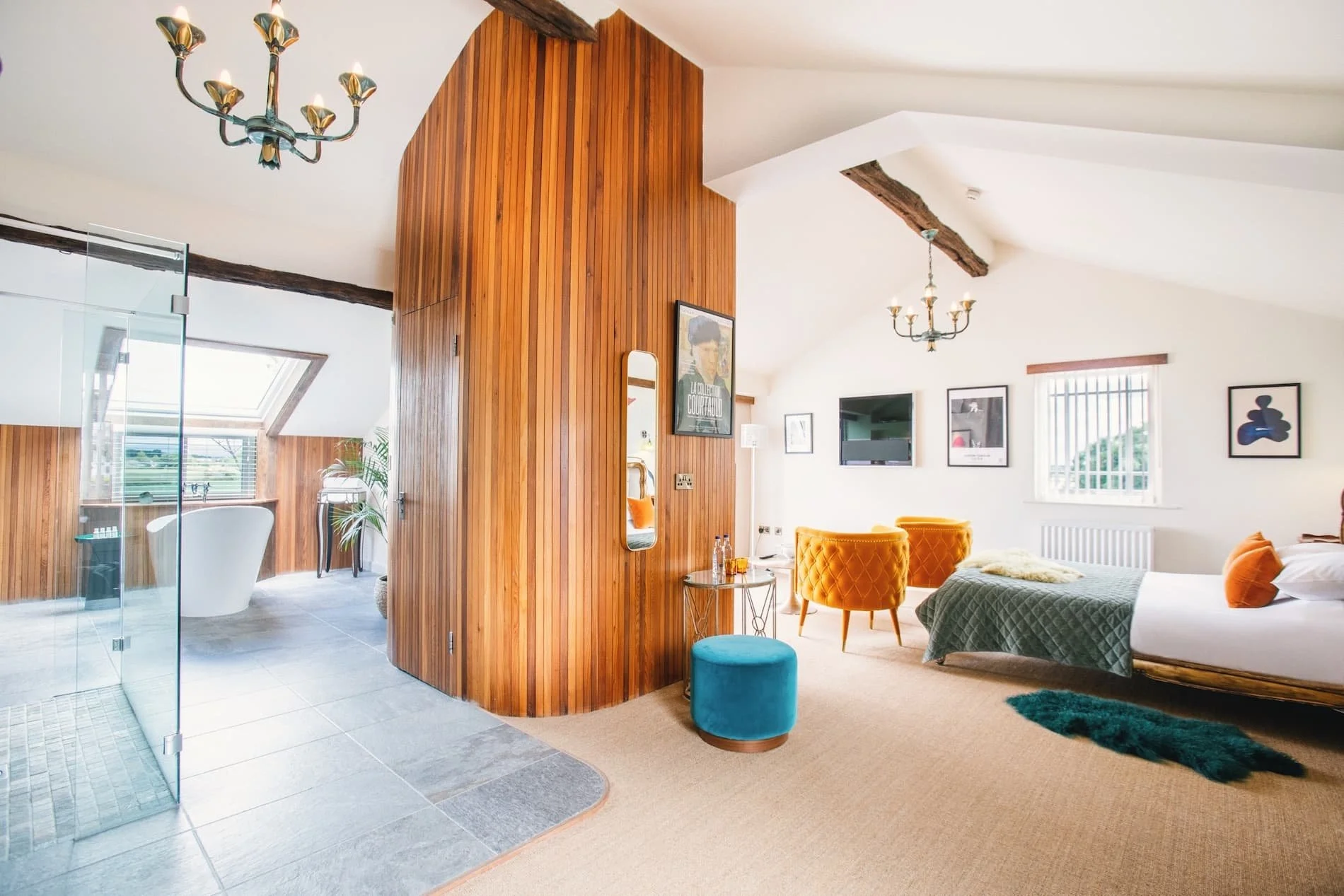 1D0E1EC8-1547-4FAE-B87B-07C12B834BAF copy 2.jpg