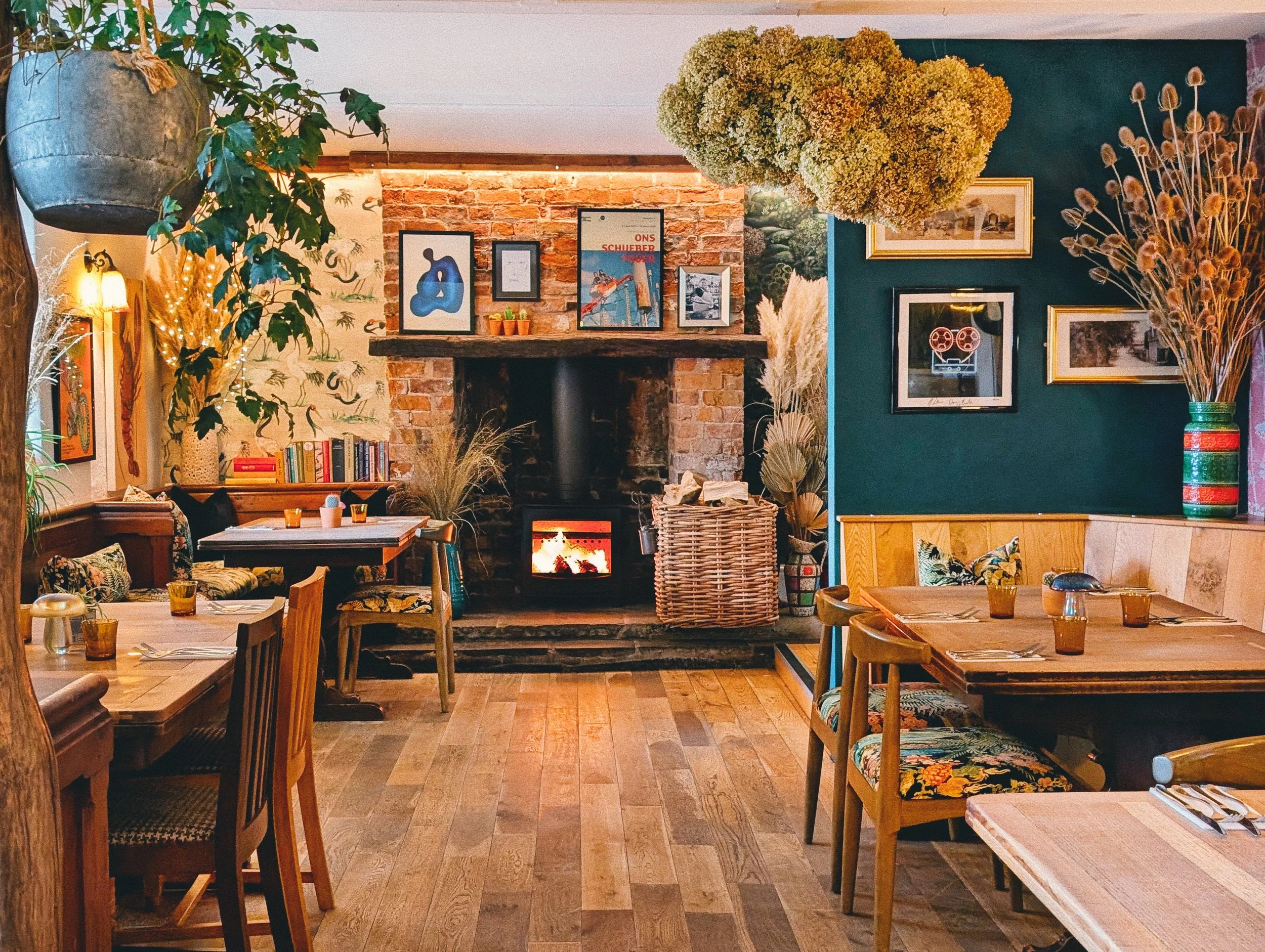 BB9DC1AF-2116-48EB-8CF3-FBE7F3BA39D5 copy 3.jpg