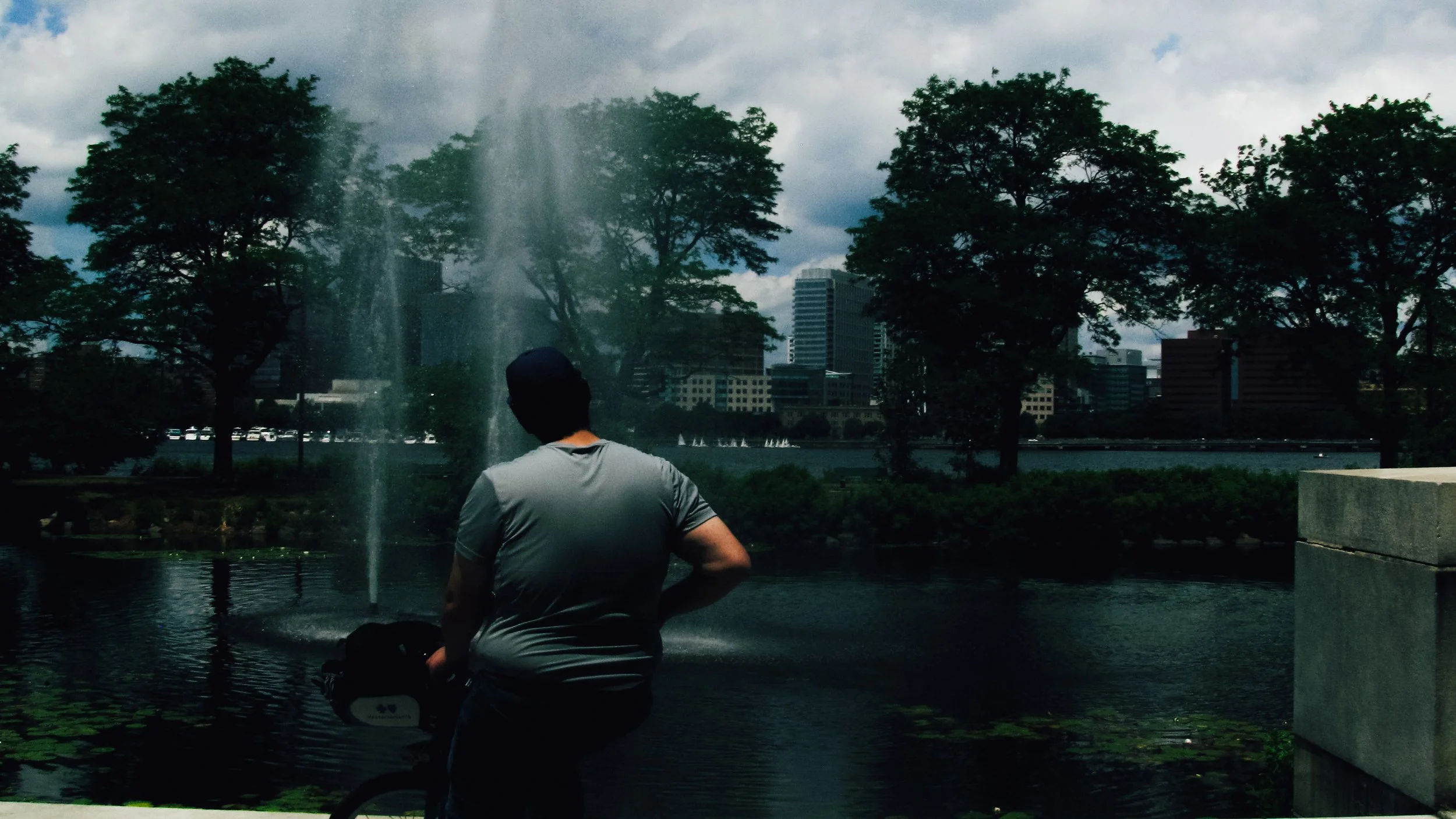 Canon Powershot_1984.jpg