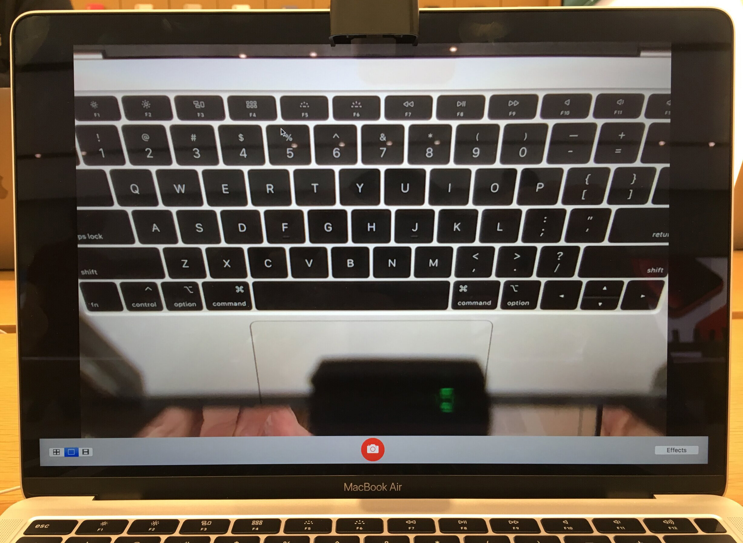 MacBook Air 13-inch (2019)