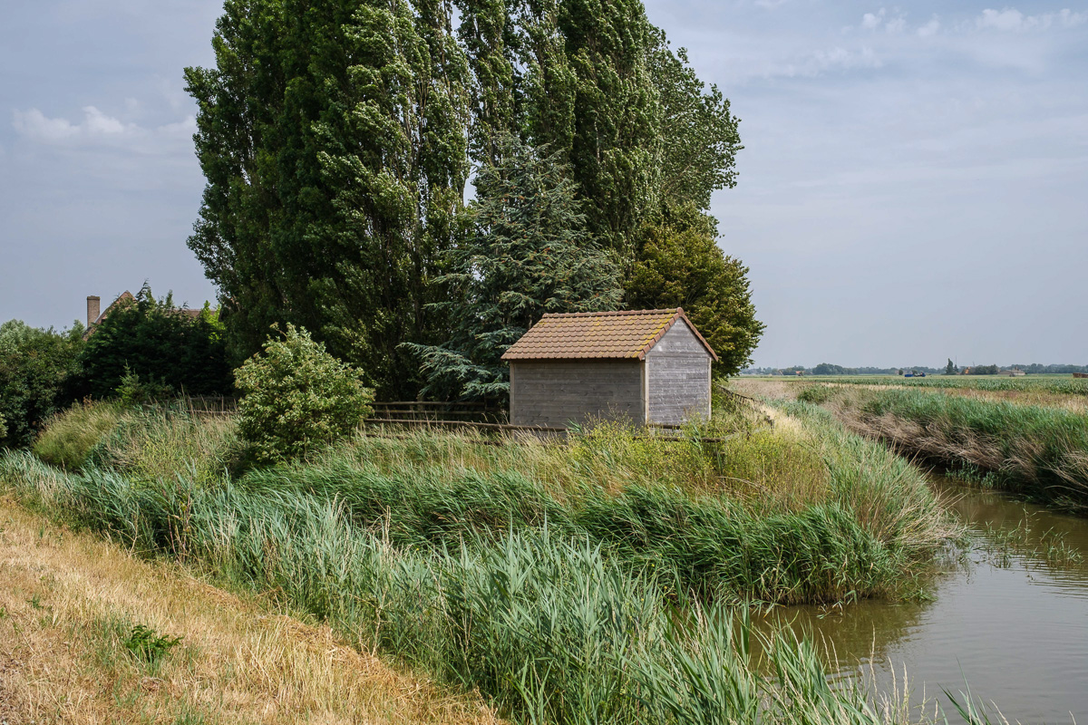 De Kleine Bever is een oase van rust in het al niet zo drukke Diksmuide. iso800 maakte voor Relaxy een interieurreportage van deze Bed and Breakfast.