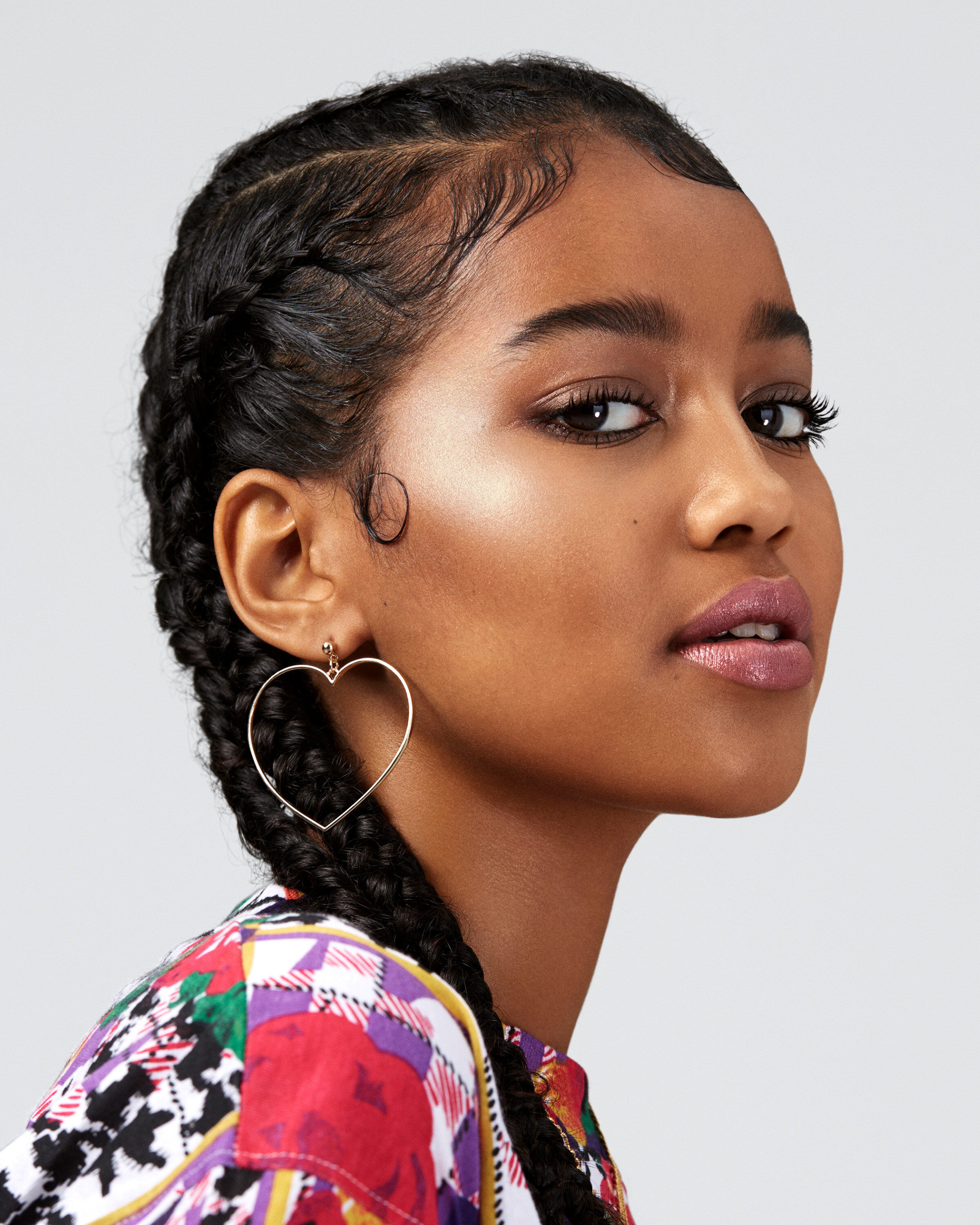 MilkMakeup-Spring18-0002_Look_03 _Hannah-RGB.jpg