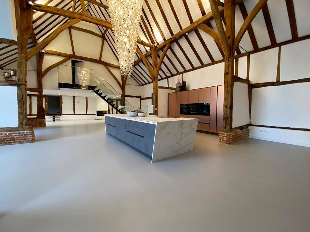 We enjoyed a recent visit to Ware in Hertfordshire to refresh a PU Resin Floor with a new top coat. 

An impressive barn conversion, the building has been lovingly restored, retaining all the original vaulted ceilings and exposed beams. 

Our reseale