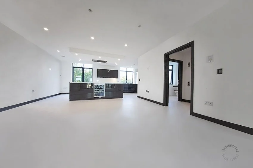 Kitchen transformation with a grey PU Resin Comfort floor. Crafted for comfort: our resin systems blend style and practicality for residential floors. 
For quotes and information:
https://www.chasingspace.co.uk/
#chasingspace_floors #ResinFlooring