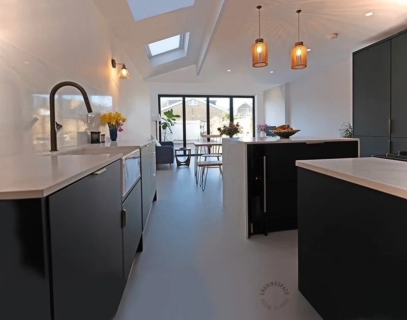 A Classic Polyurethane Resin Floor creates a smooth, continuous surface with a beautiful, subtle sheen.

Chasingspace Resin Floors 
https://www.chasingspace.co.uk/ 

📞 020 8265 2855 📱 07799 673383 

#chasingspace_floors #KitchenFlooring #HomeDesign