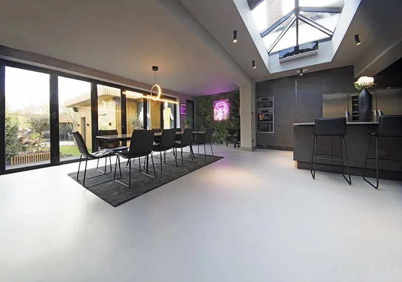 Kitchen Resin Floor for a Durable, Hygienic, and Modern Kitchen Surface