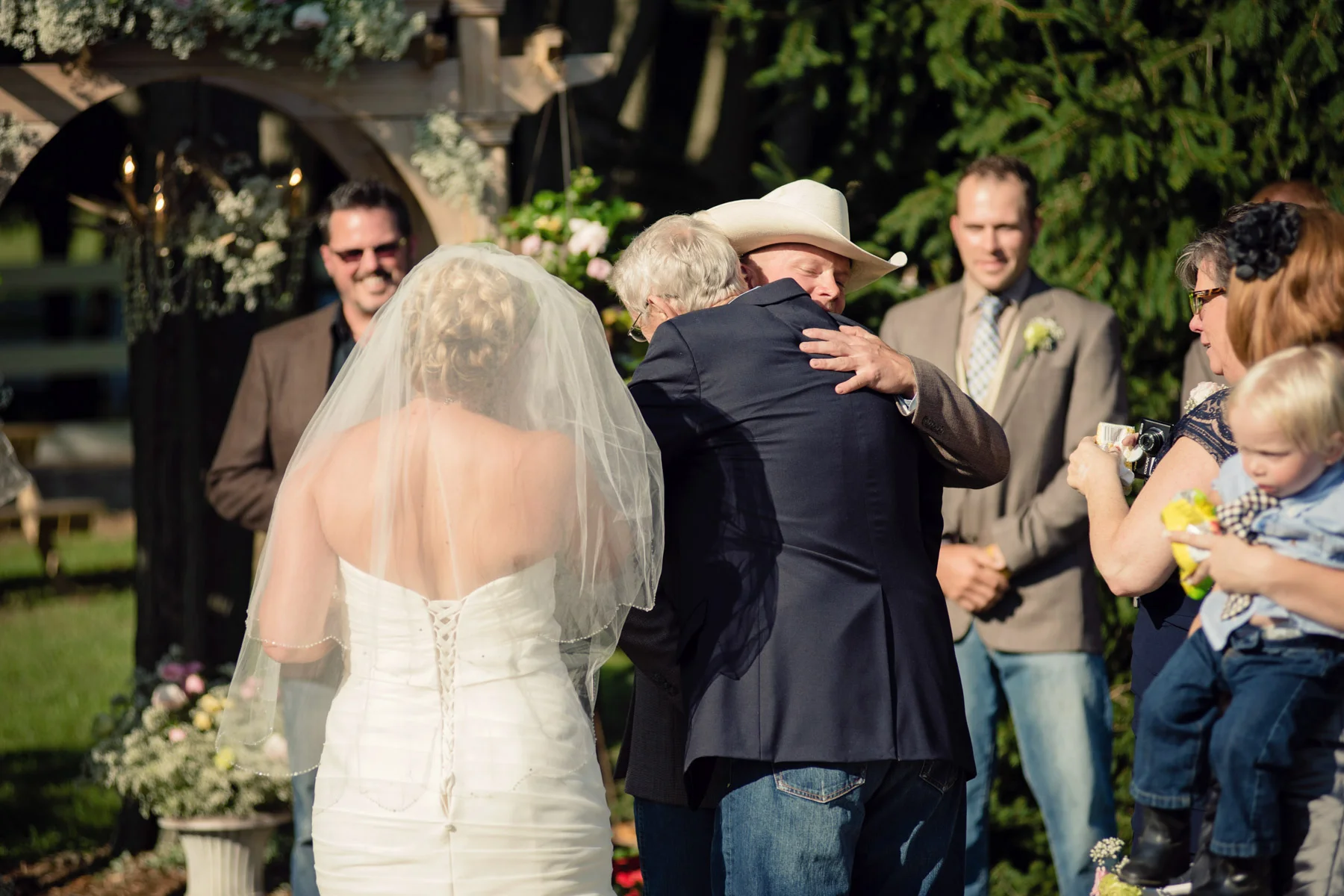 Country-Barn-Wedding-319.jpg