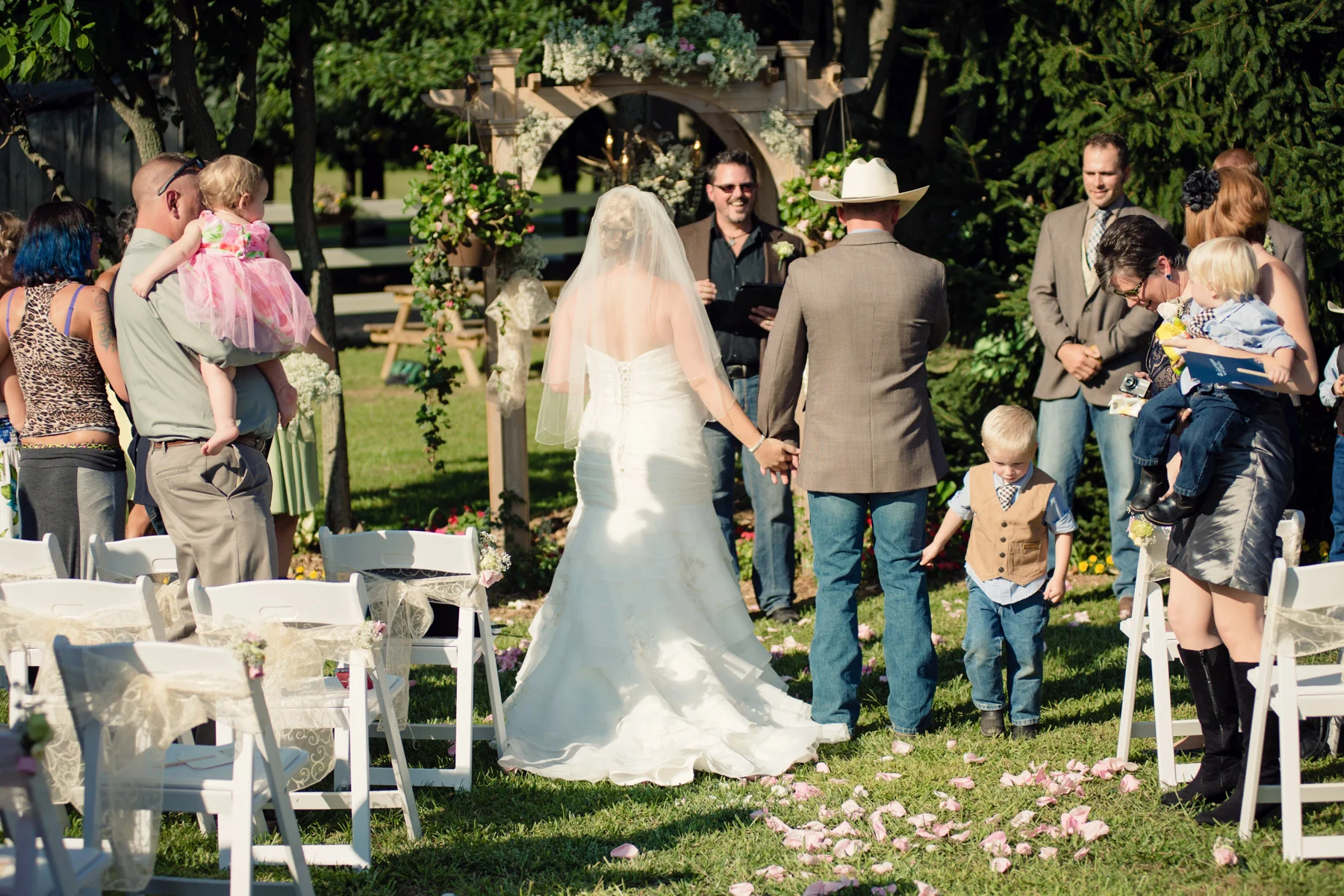 Country-Barn-Wedding-321.jpg