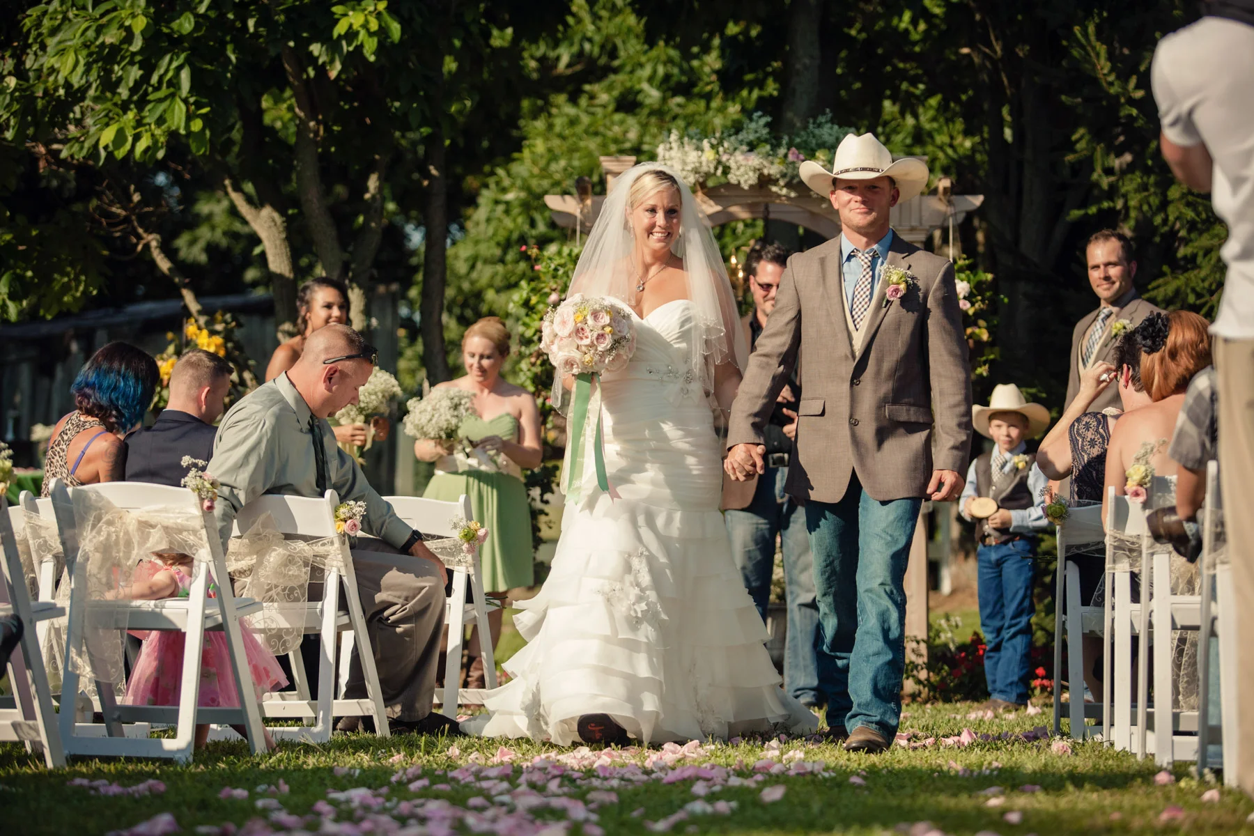 Country-Barn-Wedding-334.jpg