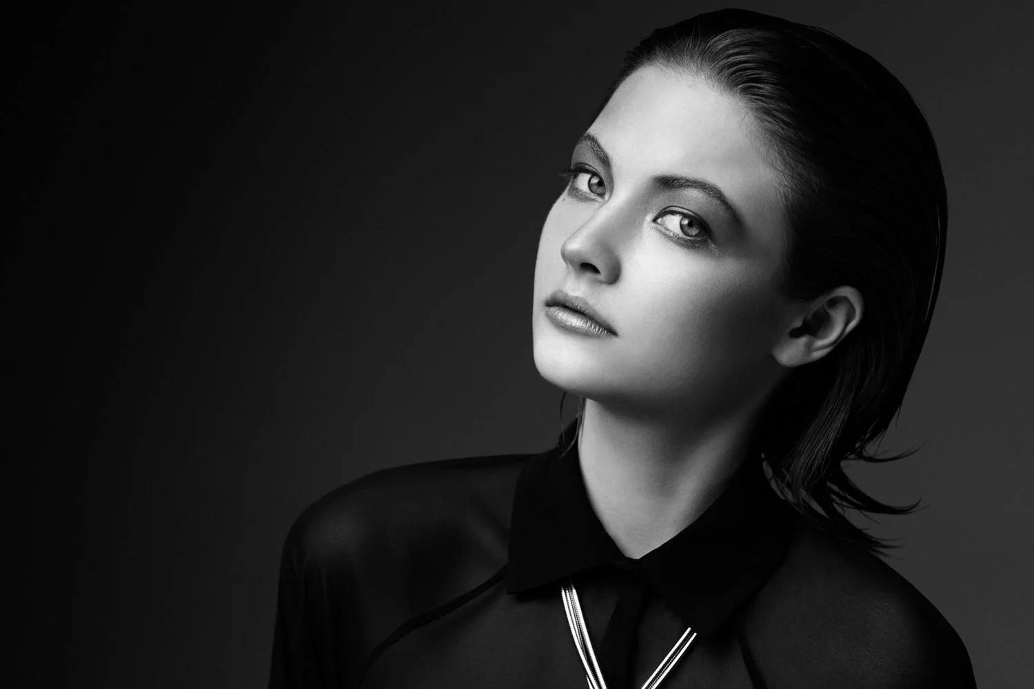 Z-Form-Uniform-Kelsy-Zimba-Blouse-WH11-closeup.jpg