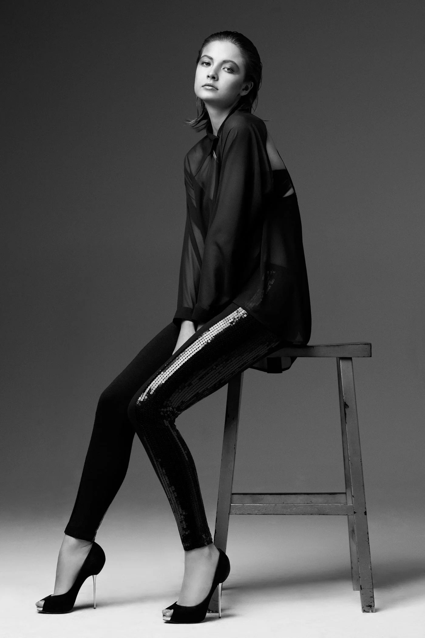 Z-Form-Uniform-Kelsy-Zimba-Blouse-WH11-Pants-CP2.jpg