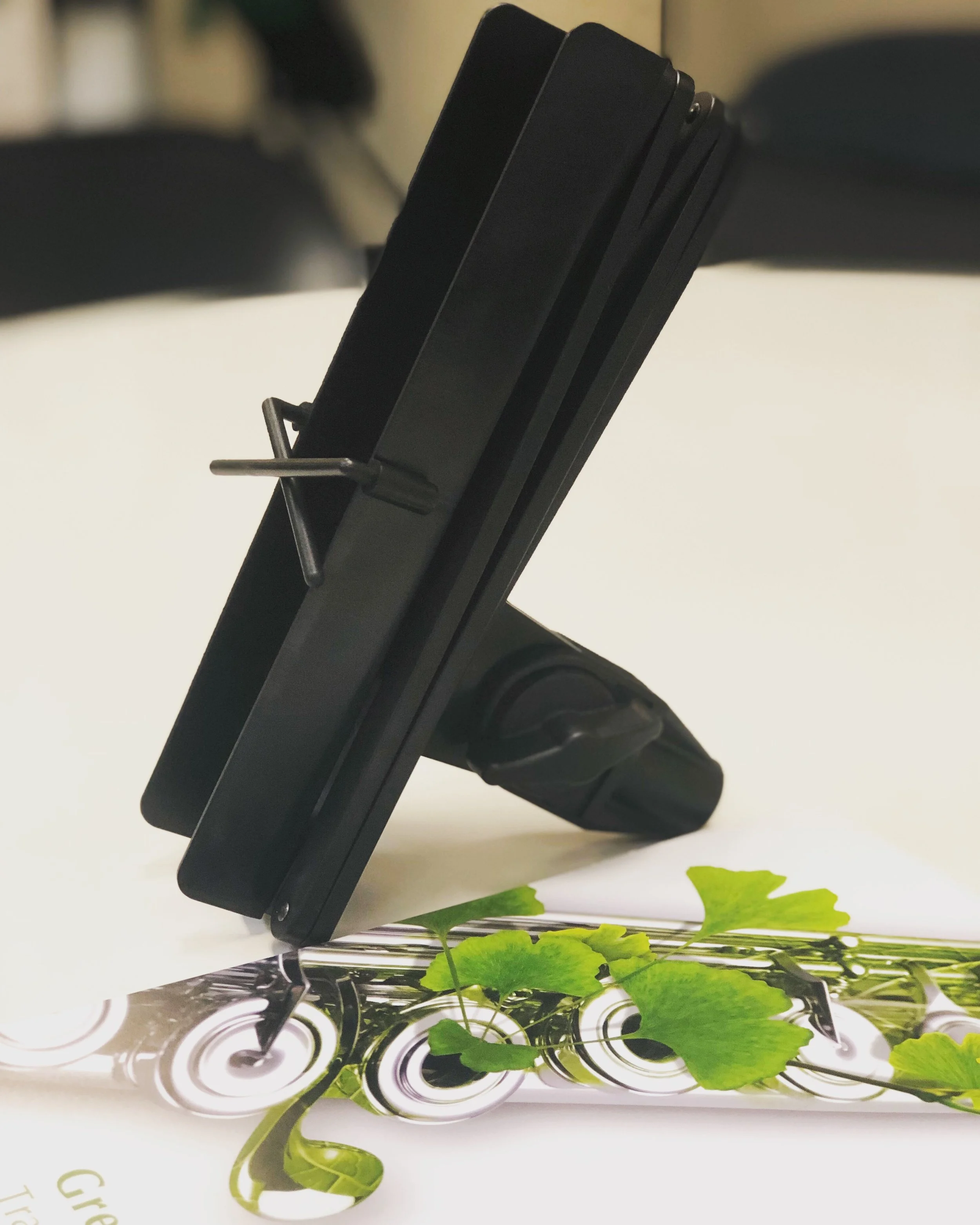 Peak-The Cricket Desk Top Music Stand with Mic stand adapter.JPG