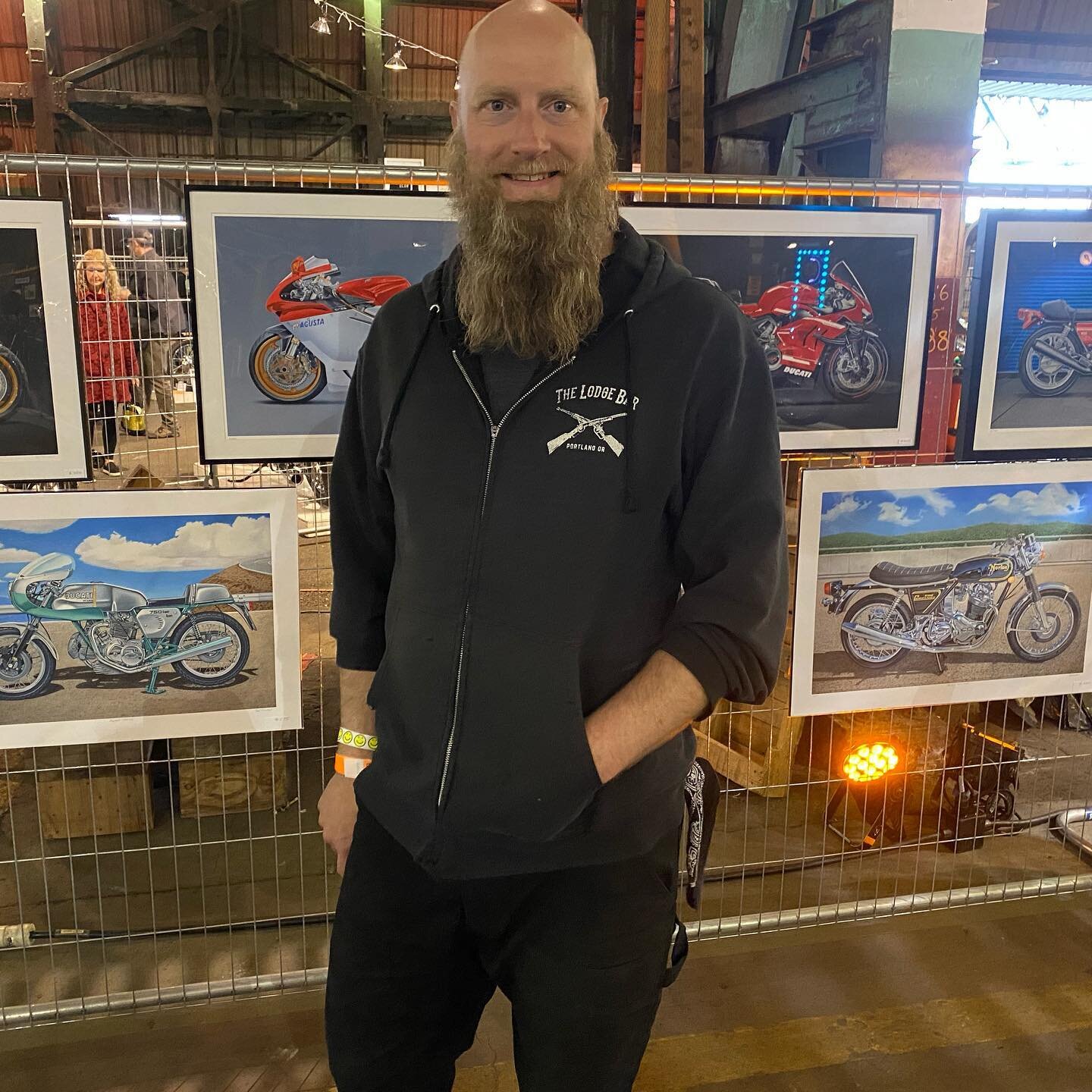 It was an absolute blast and a pleasure to see and represent some of the super talented artists last weekend at the @the1moto show. Especially @alexreisfar and @tedgadeckiart as well as find new artists like @bunkyart  such a fun event to attend! #mo