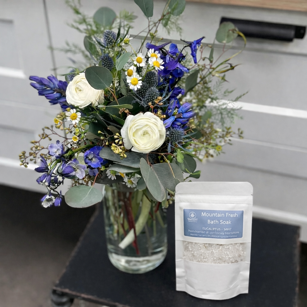 Thankful Budvase With Bath Soak