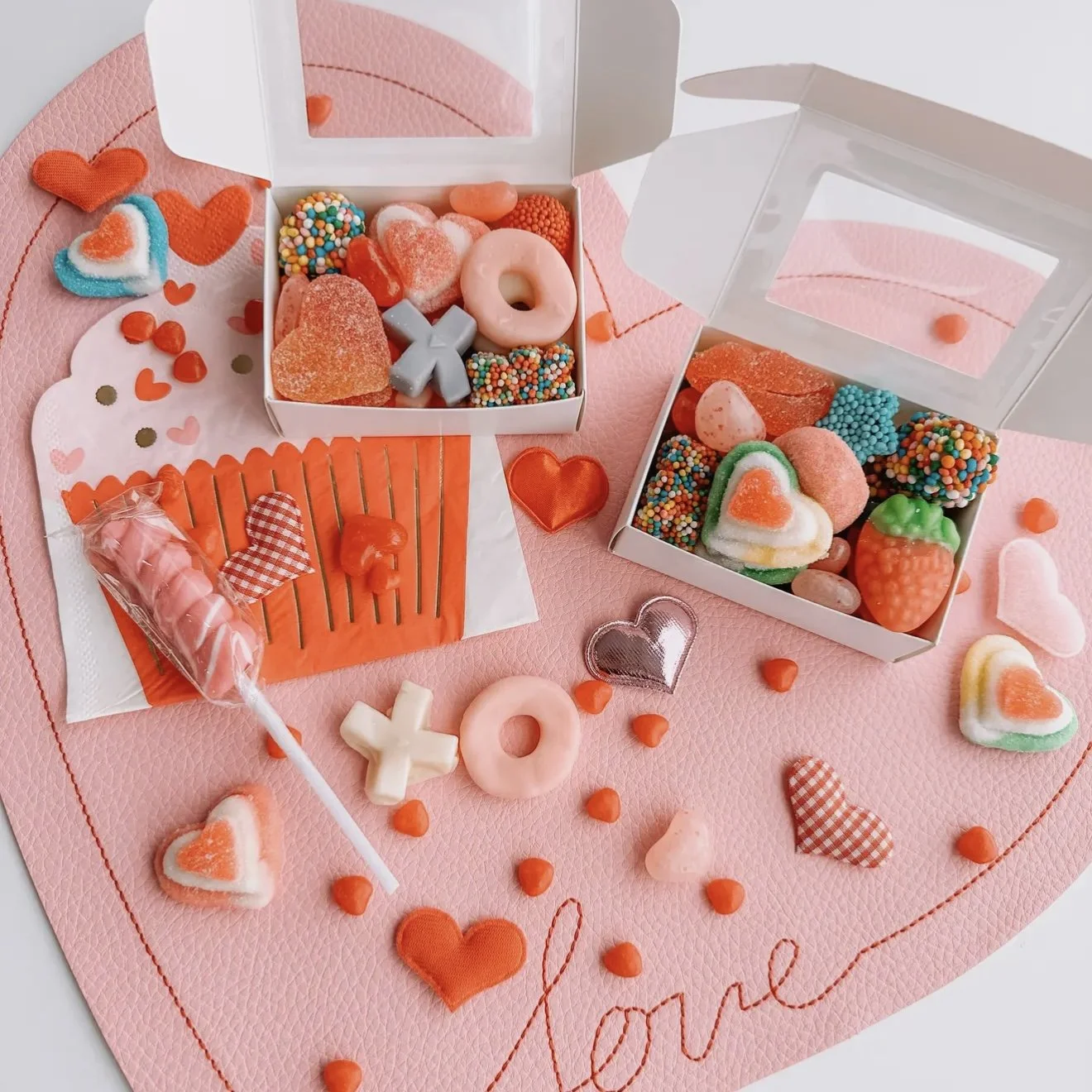 Love At First Bite Candy Box // J.Co