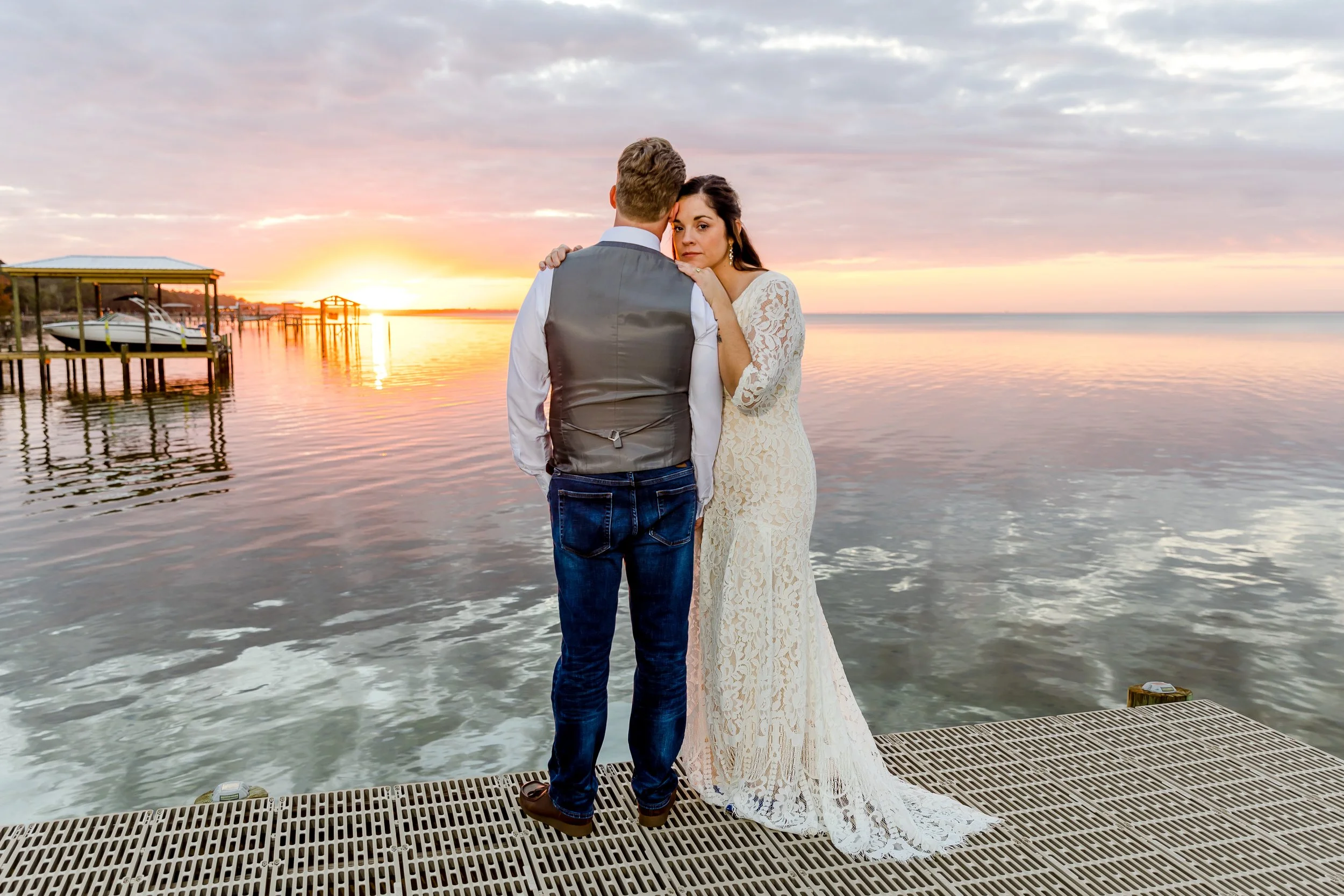 The Hudson Wedding pictures at the Bay Front Lodge and Log Cabin In Gulf Breeze Florida