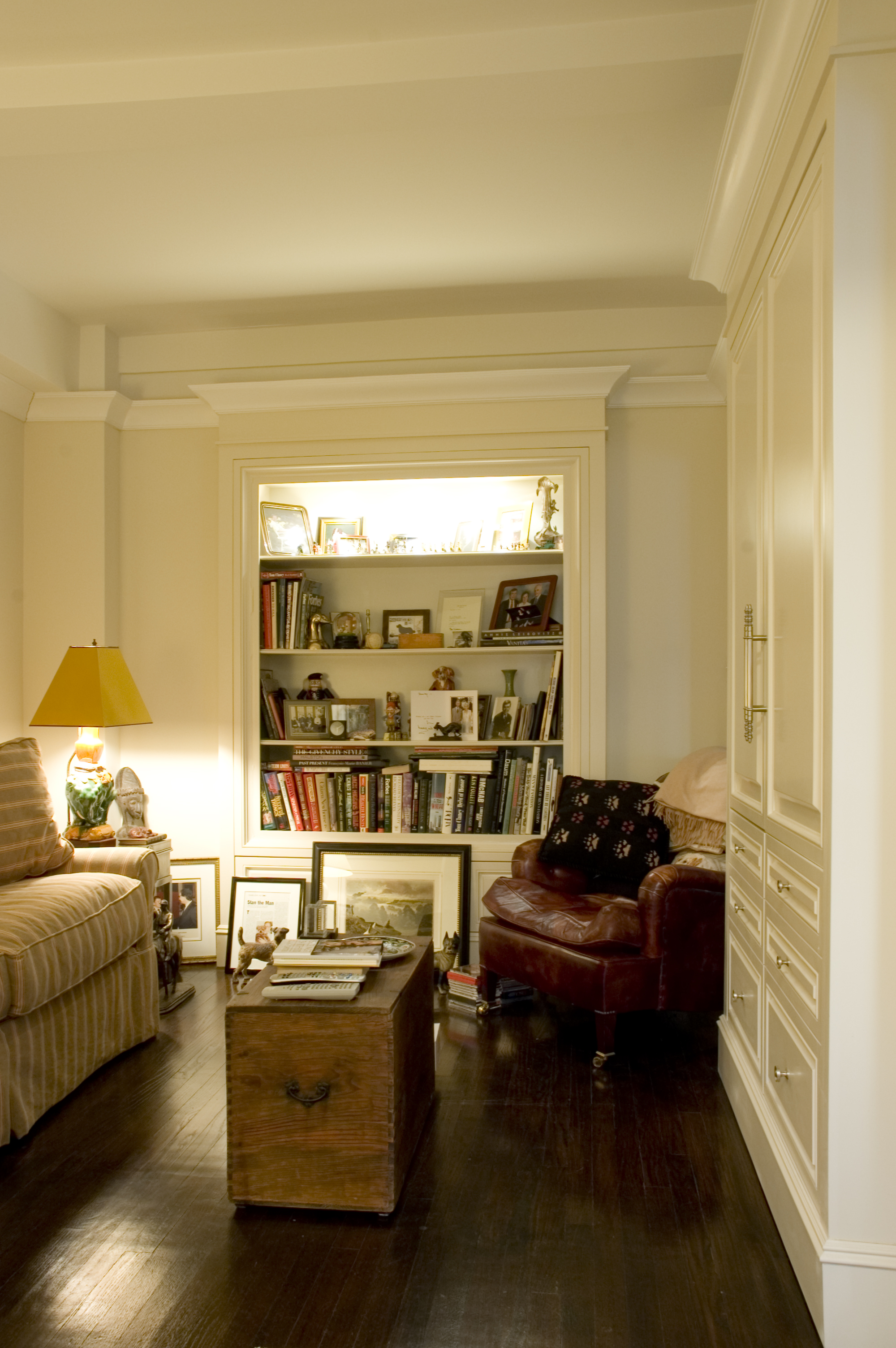 Sitting Room 02.jpg