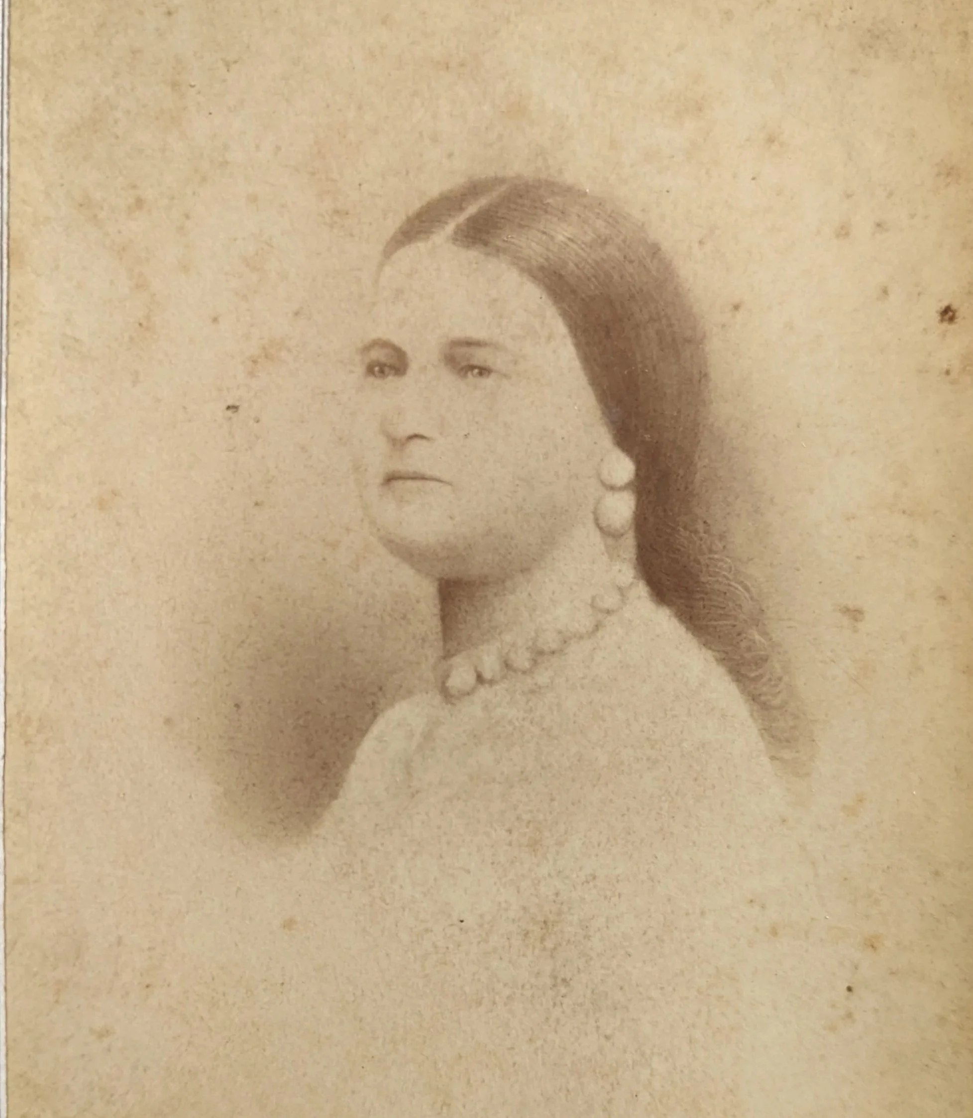 Picturing Mary Todd Lincoln