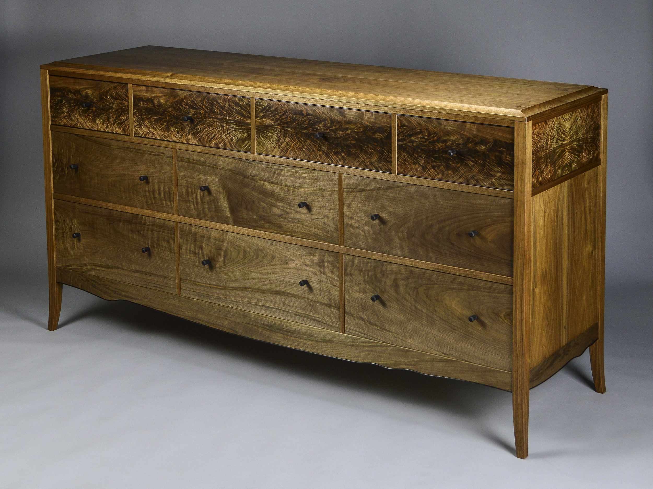 Chest of Drawers 1.jpg