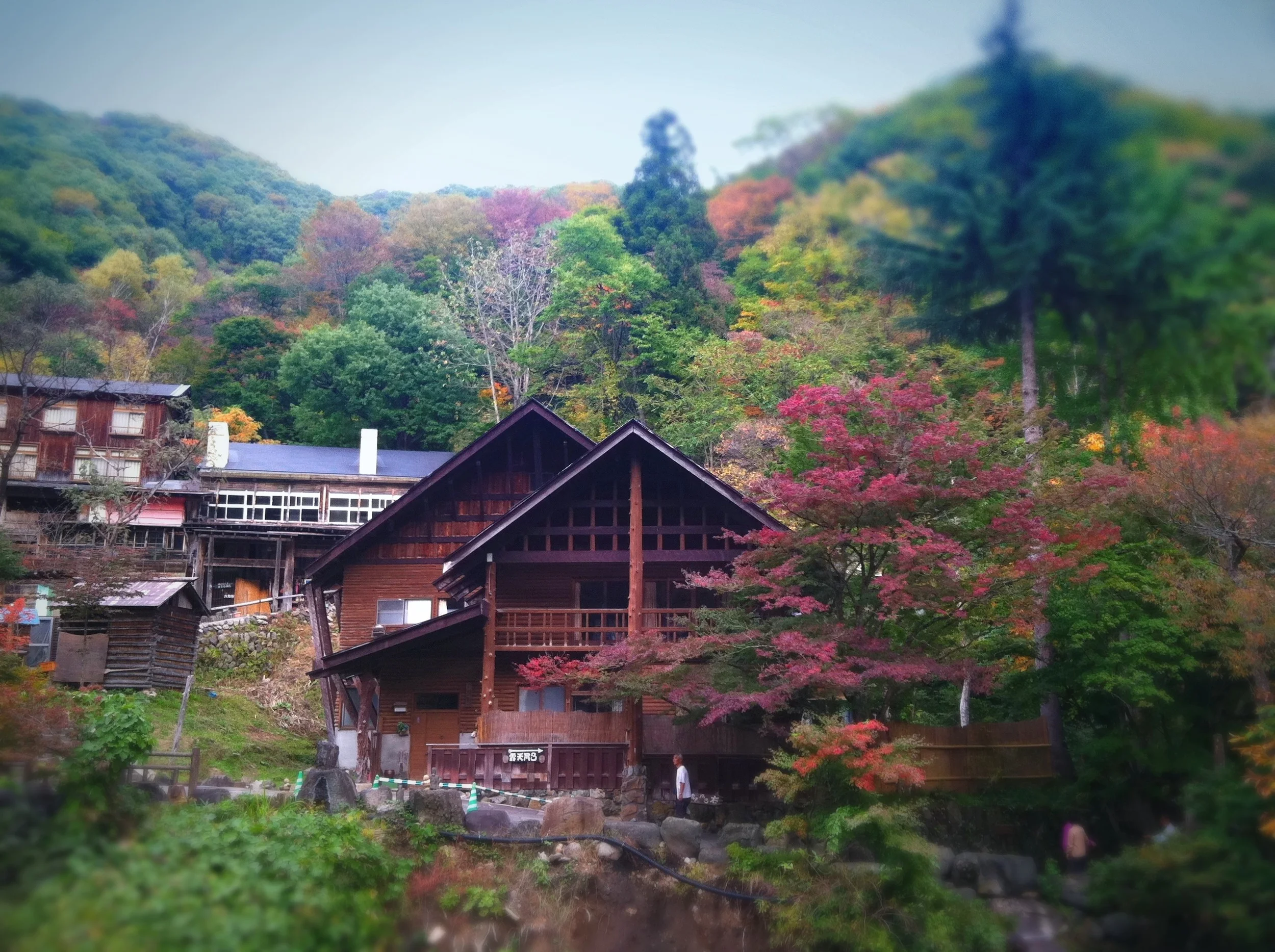 With hot springs like Takaragawa Onsen Osenkaku in Minakami