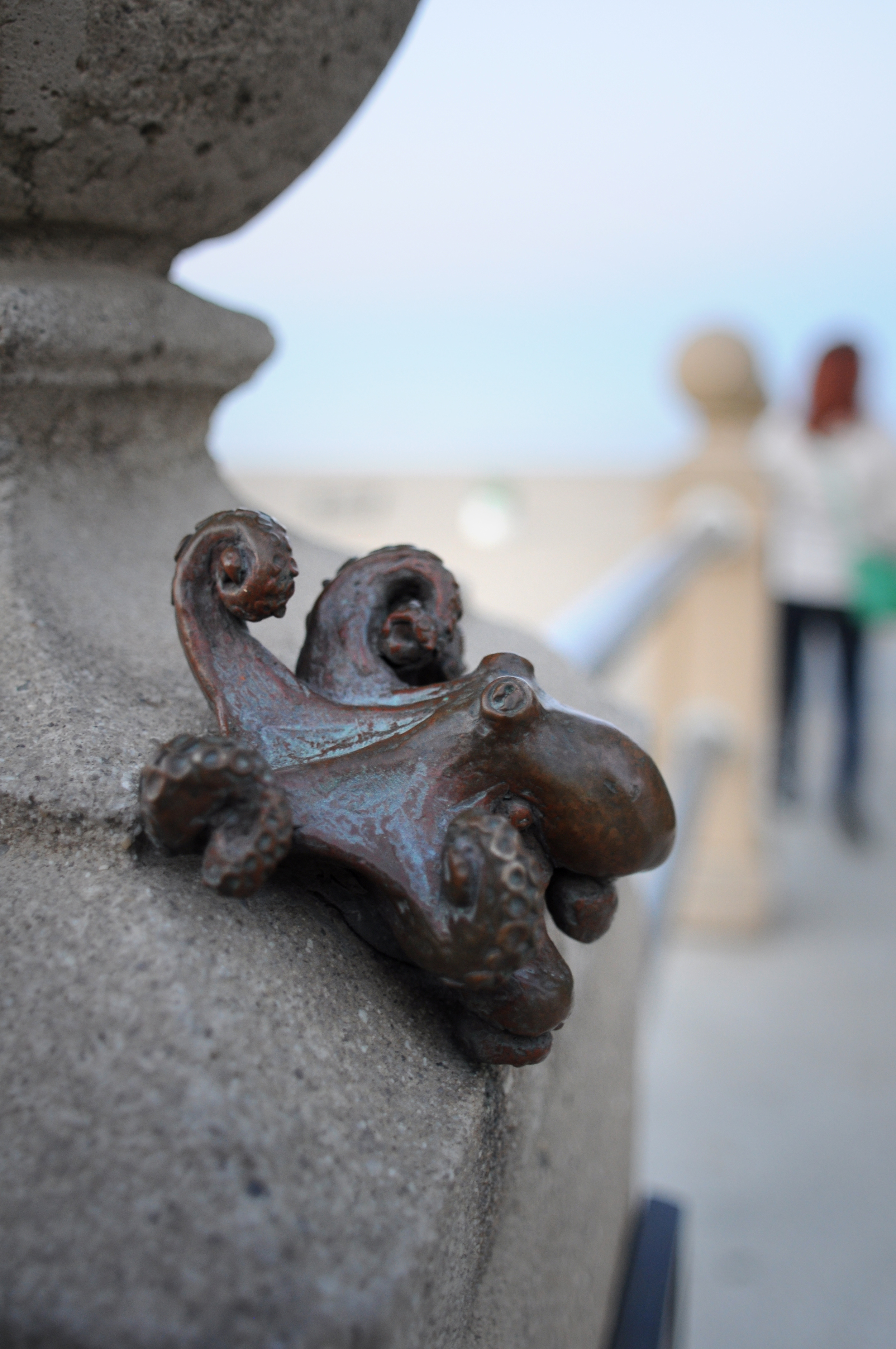 The sculpture and surroundings have tiny octopi and other sea creatures.