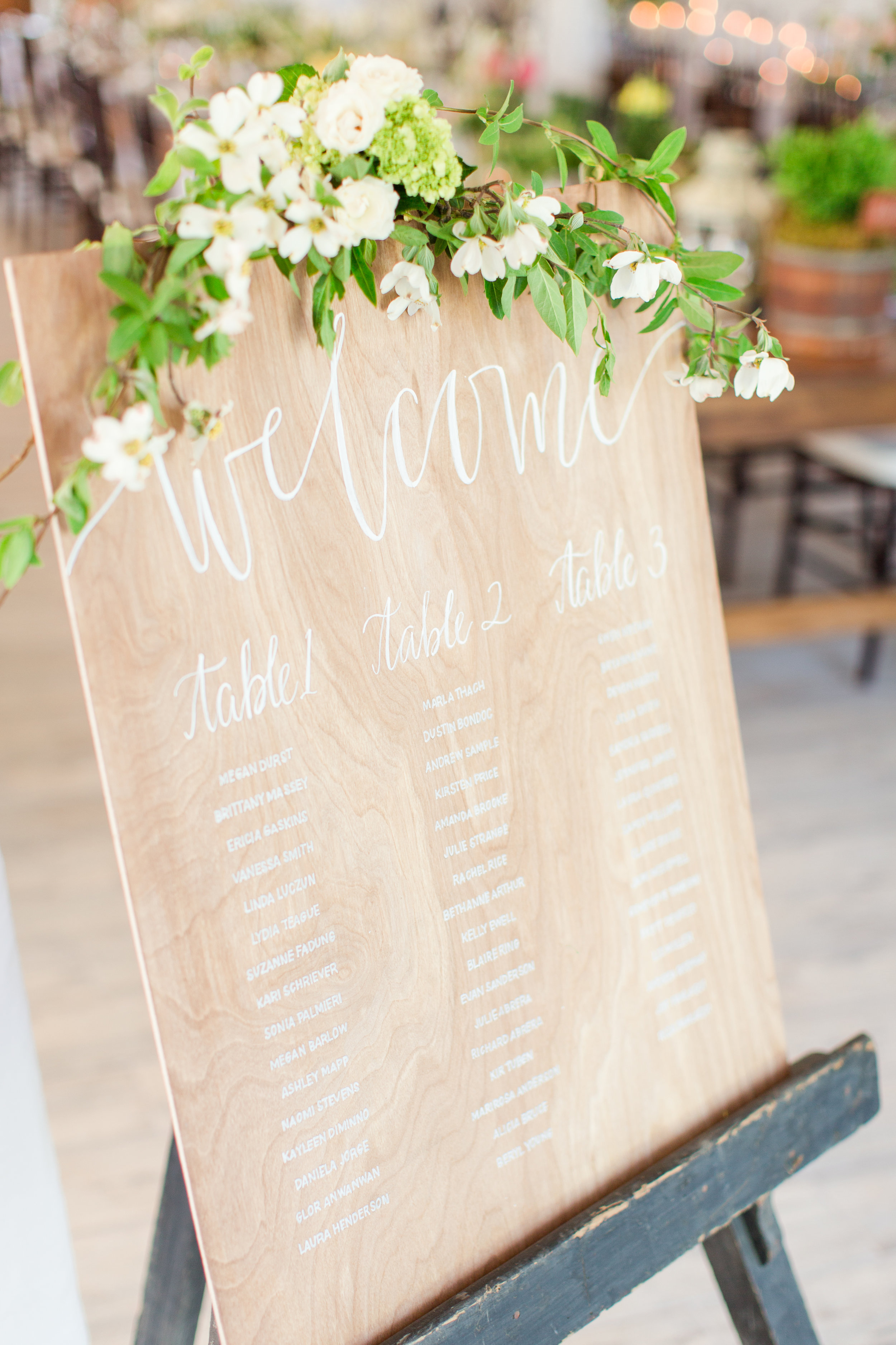 Escort Card sign