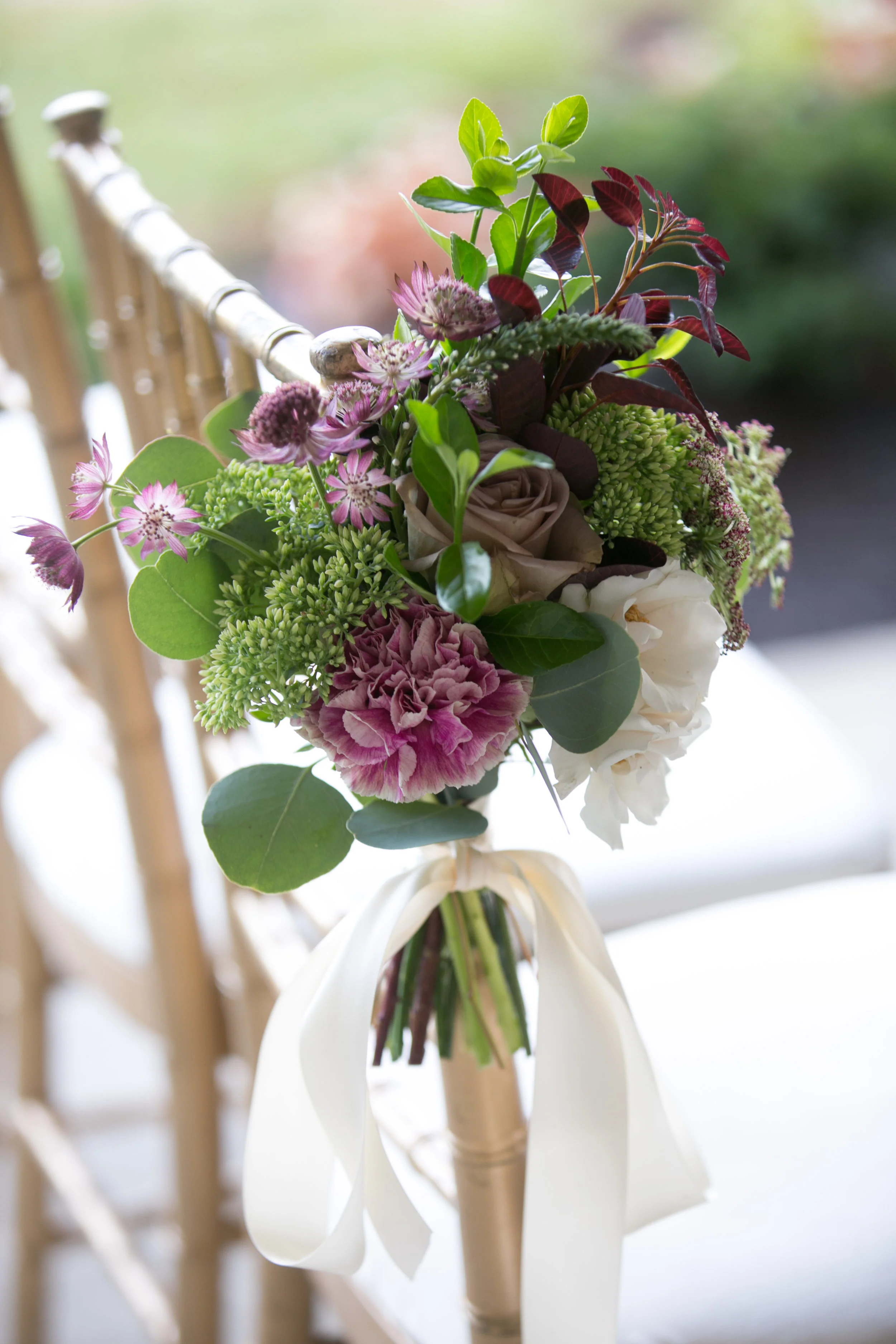 wedding aisle flowers